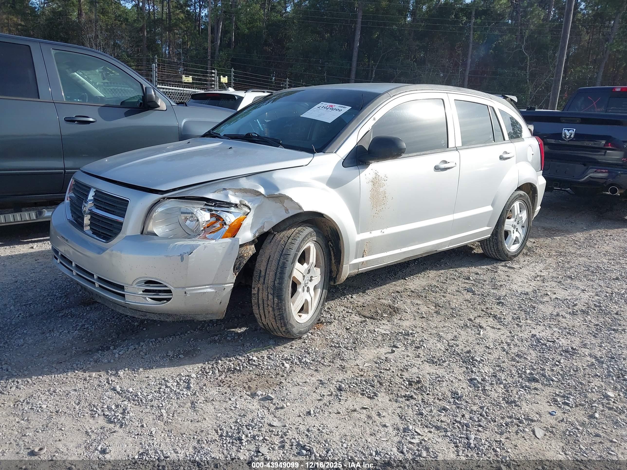 DODGE CALIBER image 2
