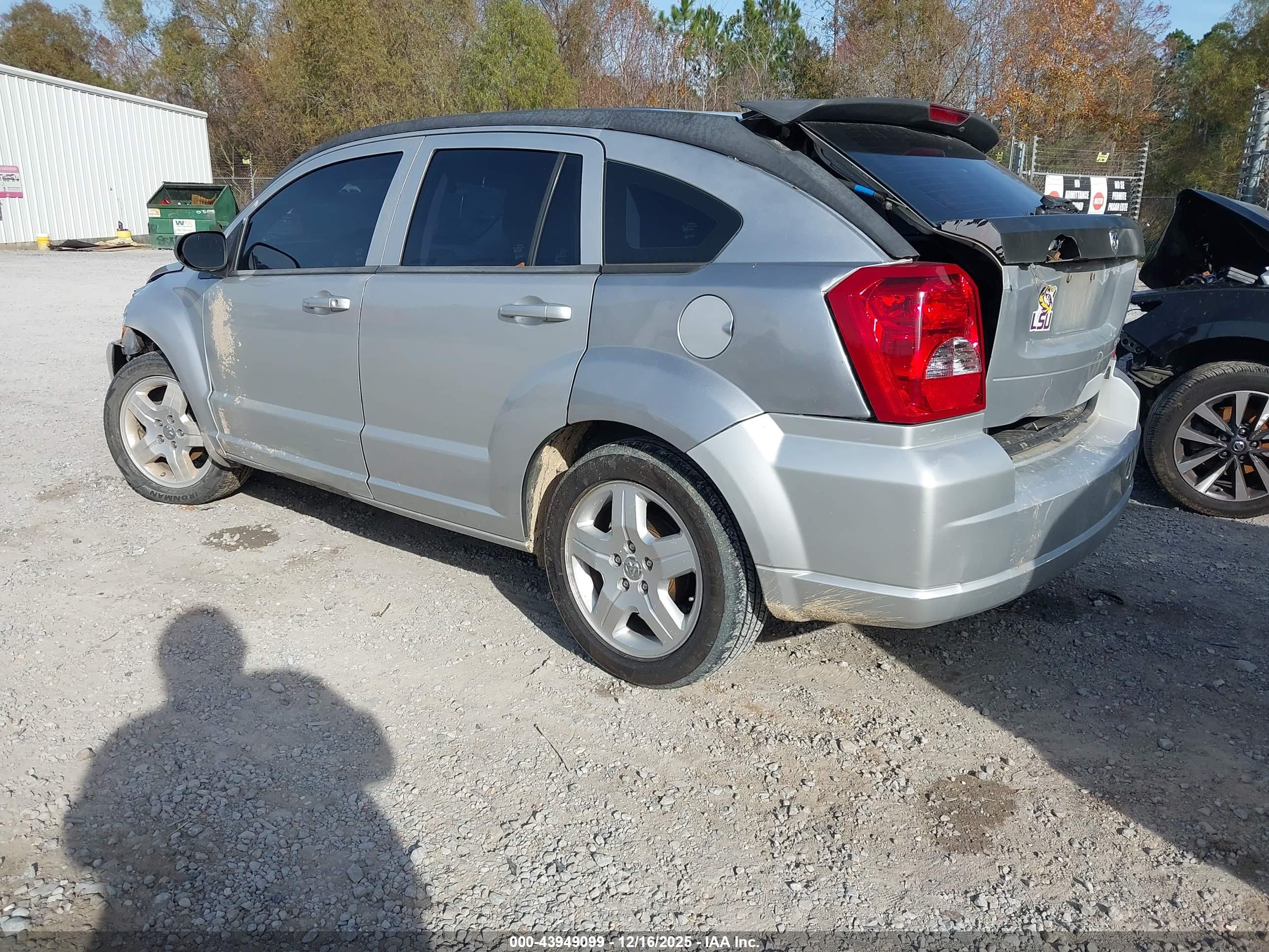 DODGE CALIBER image 3