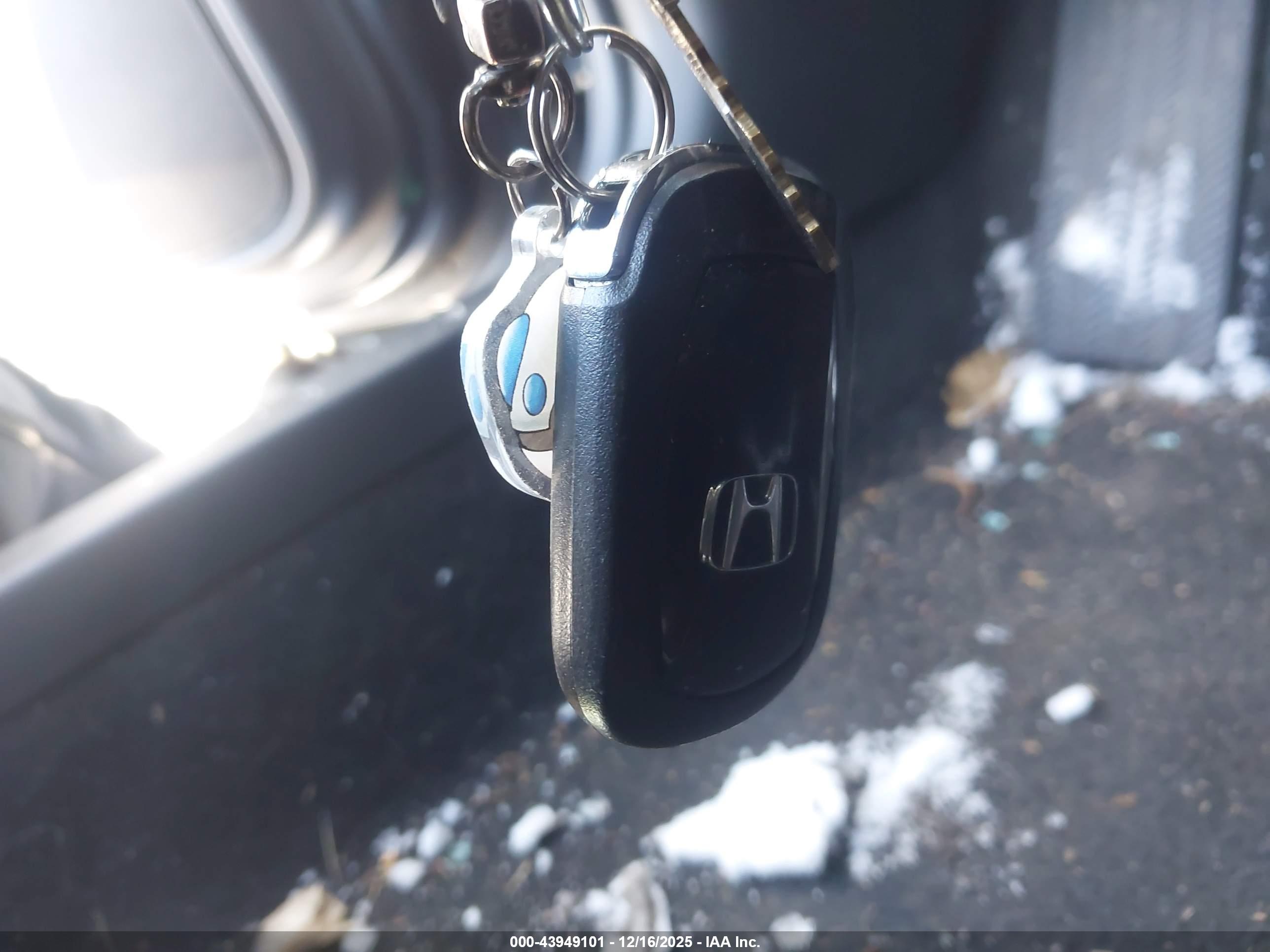 HONDA CIVIC image 11