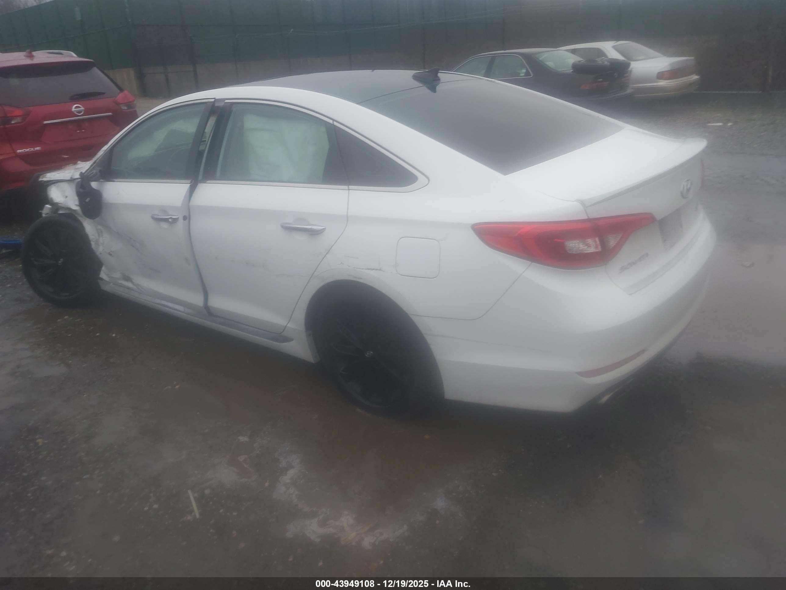 HYUNDAI SONATA image 3