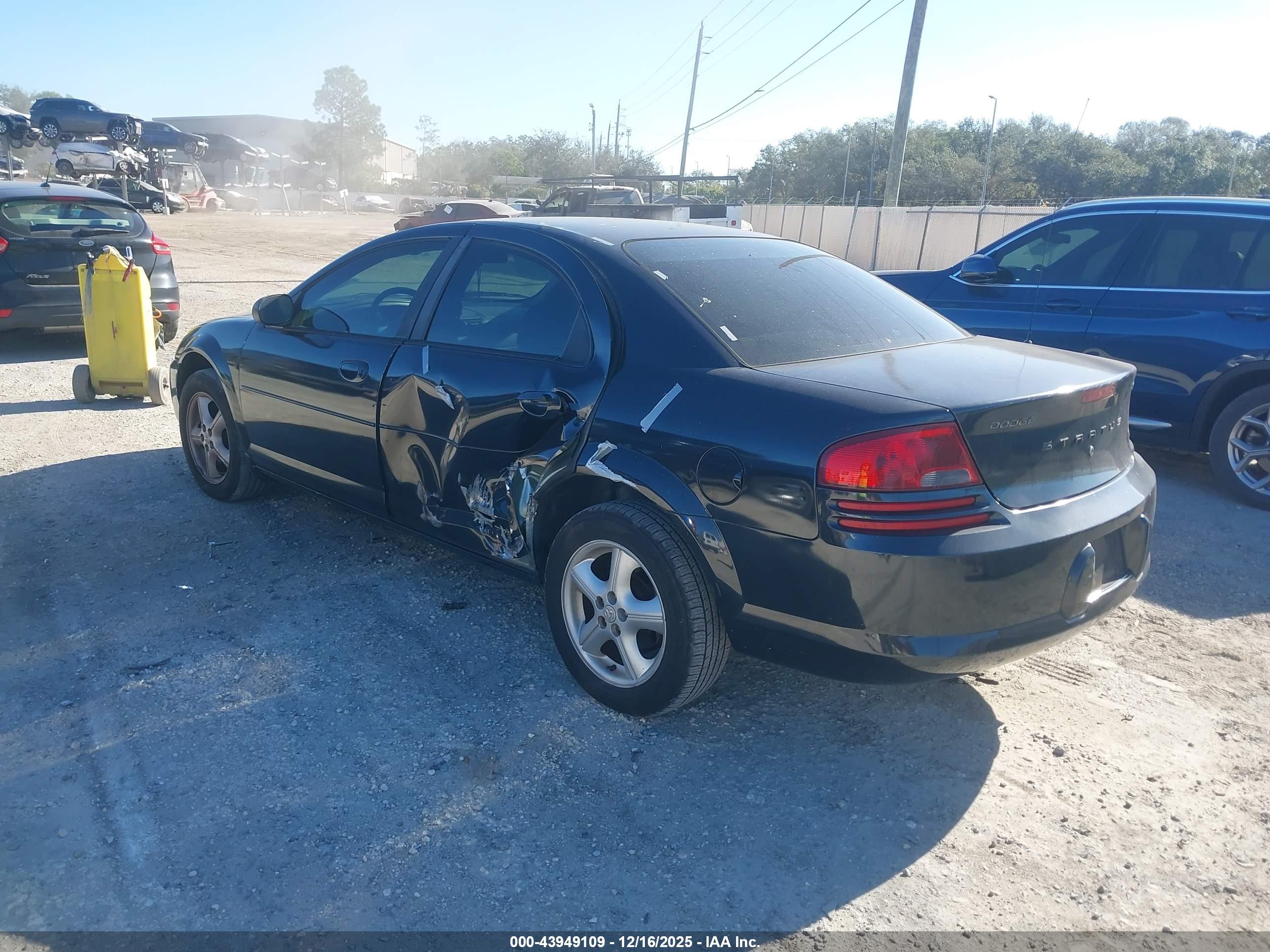 DODGE STRATUS image 3