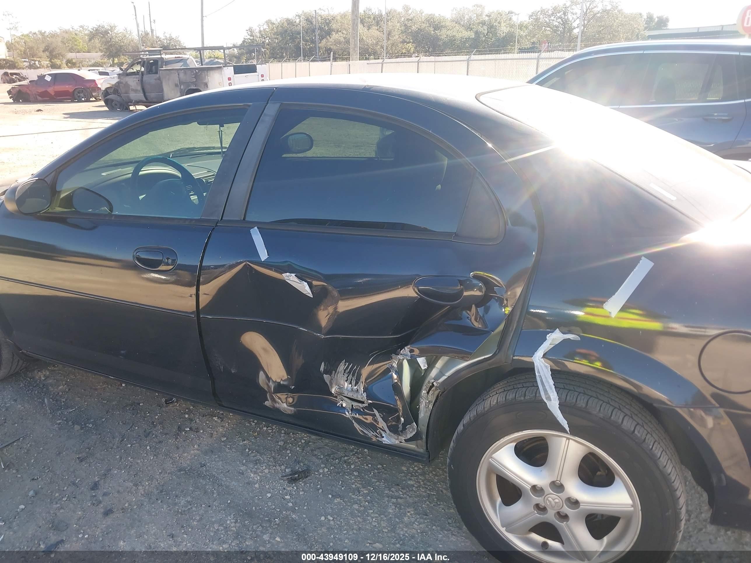DODGE STRATUS image 6