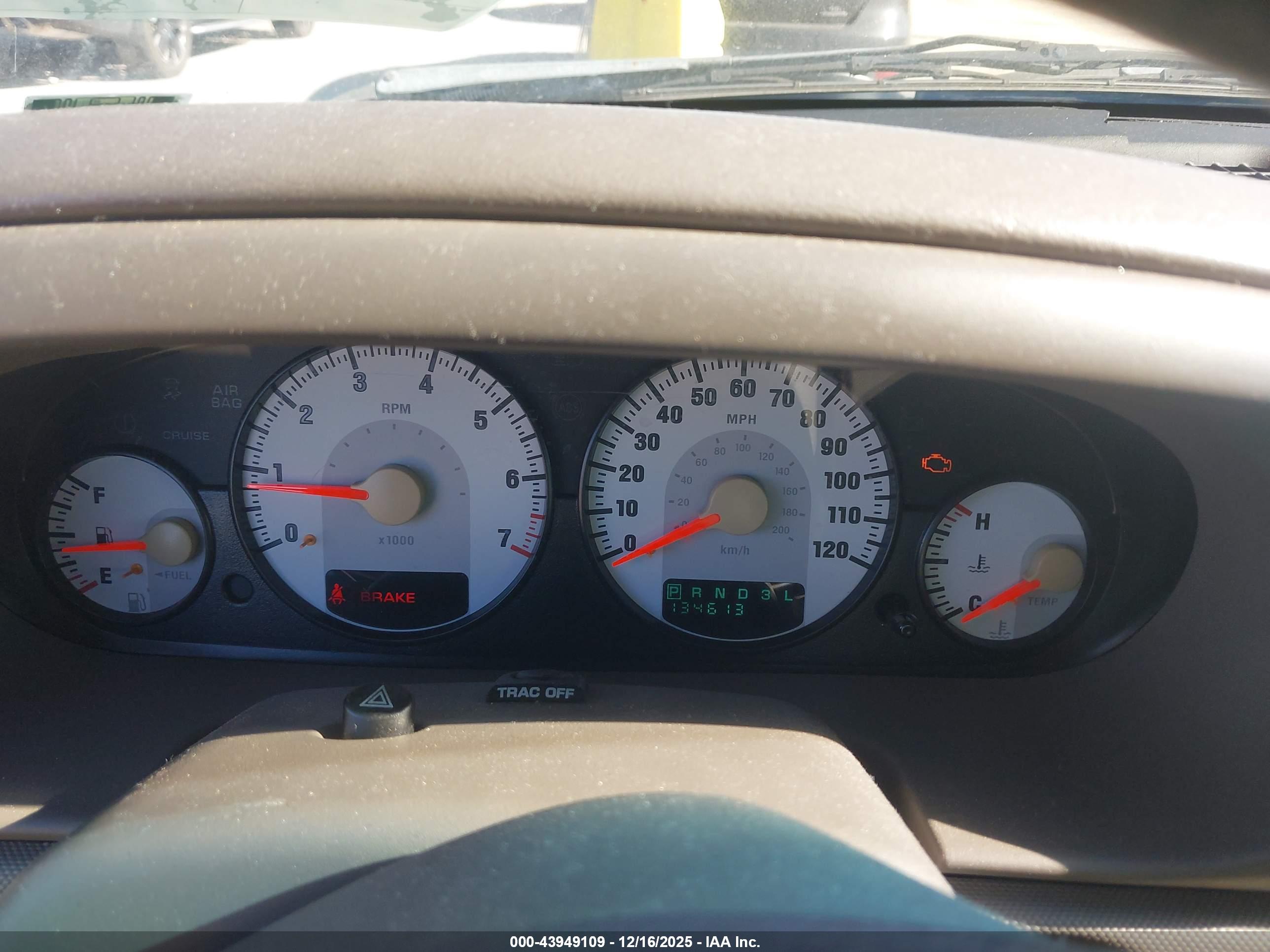 DODGE STRATUS image 7