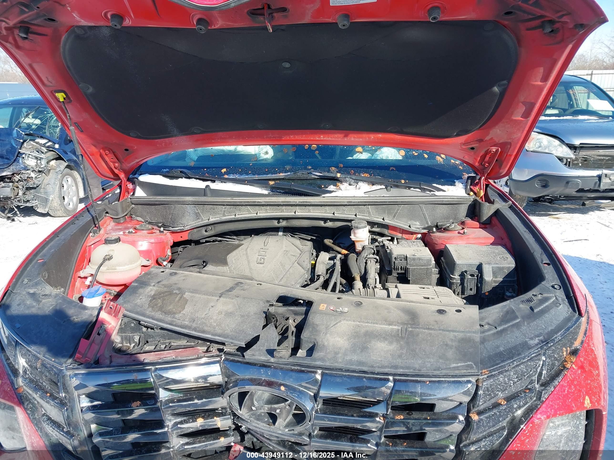 HYUNDAI TUCSON image 10