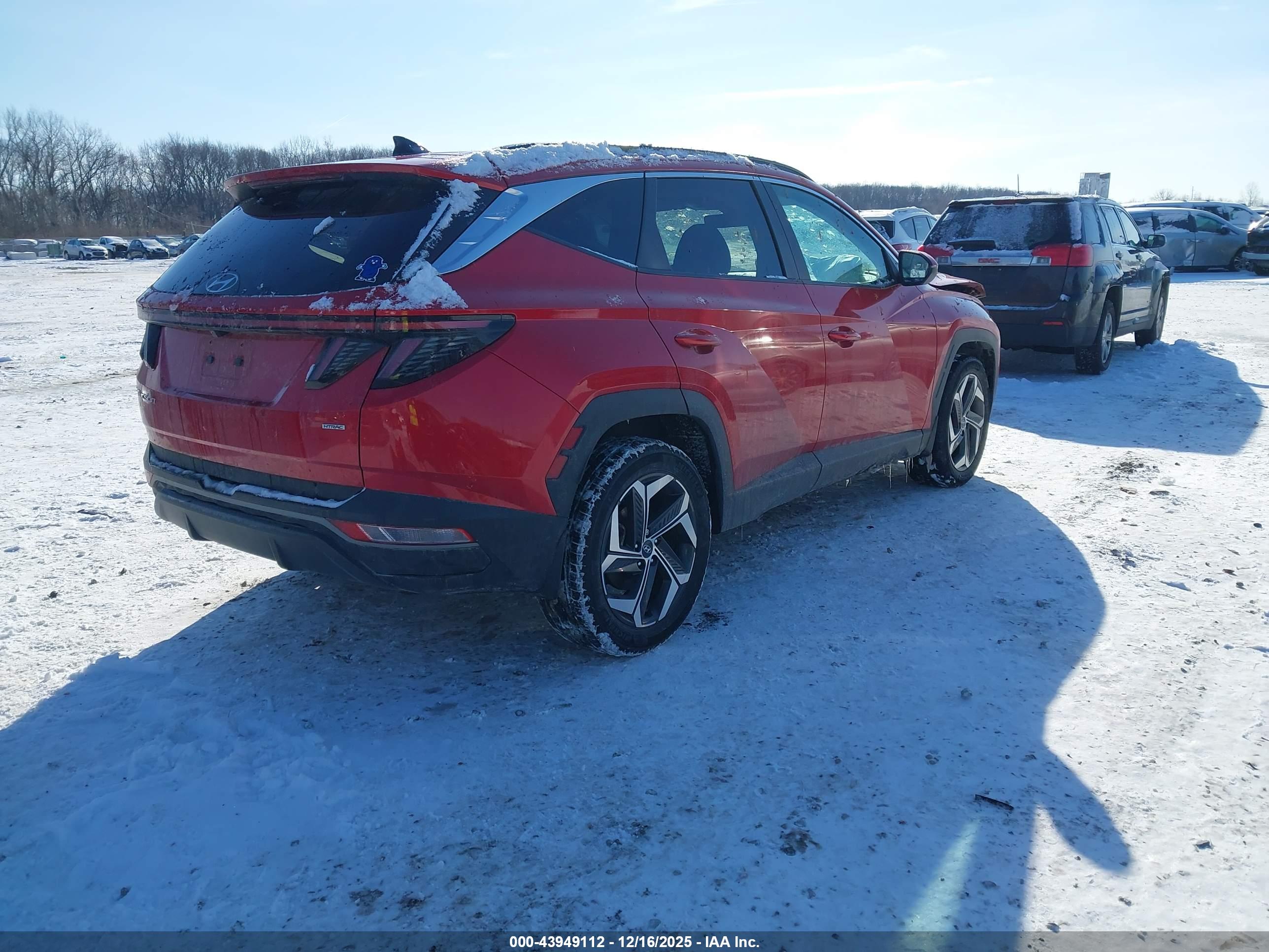 HYUNDAI TUCSON image 4