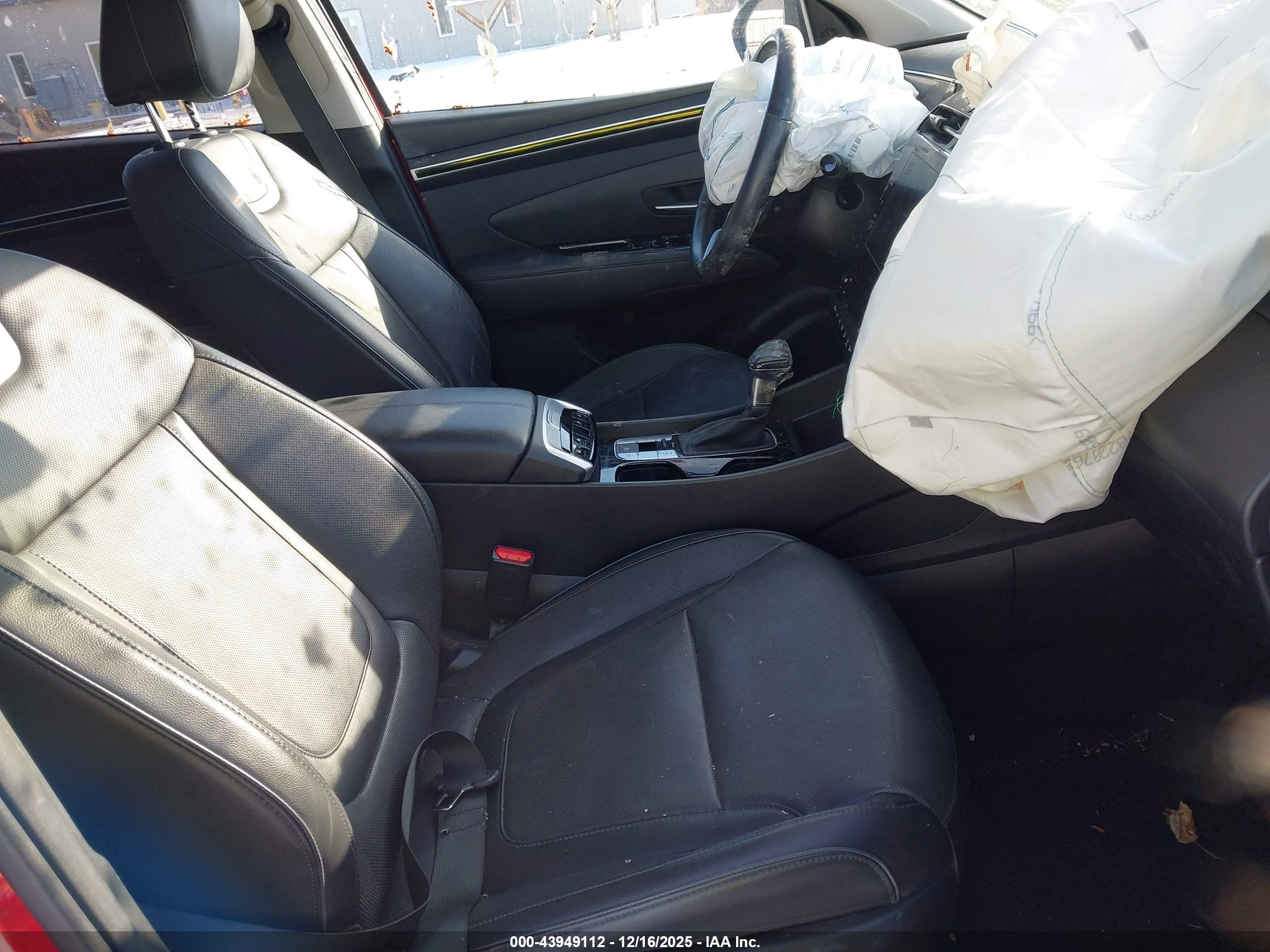 HYUNDAI TUCSON image 5