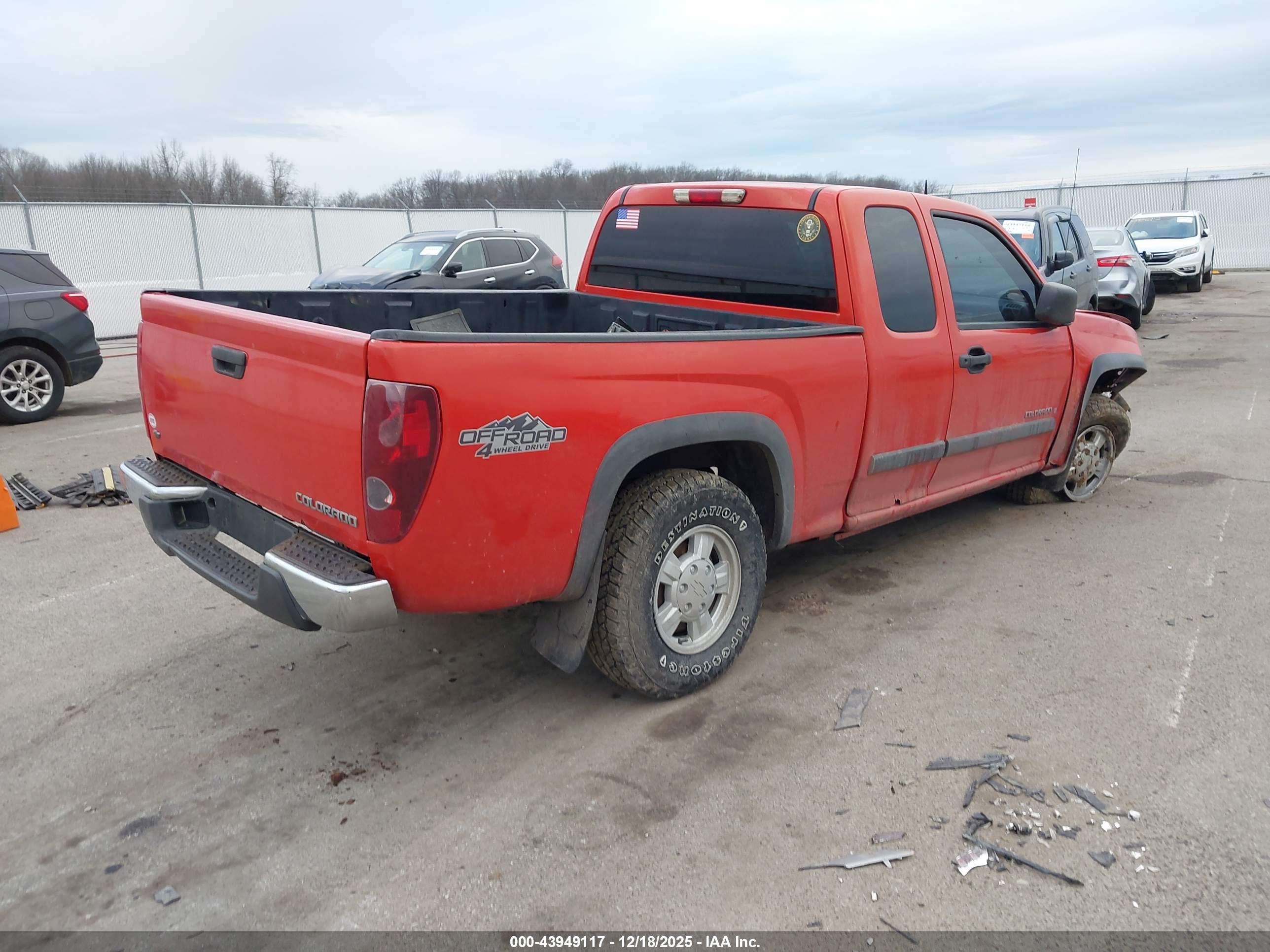 CHEVROLET COLORADO image 4