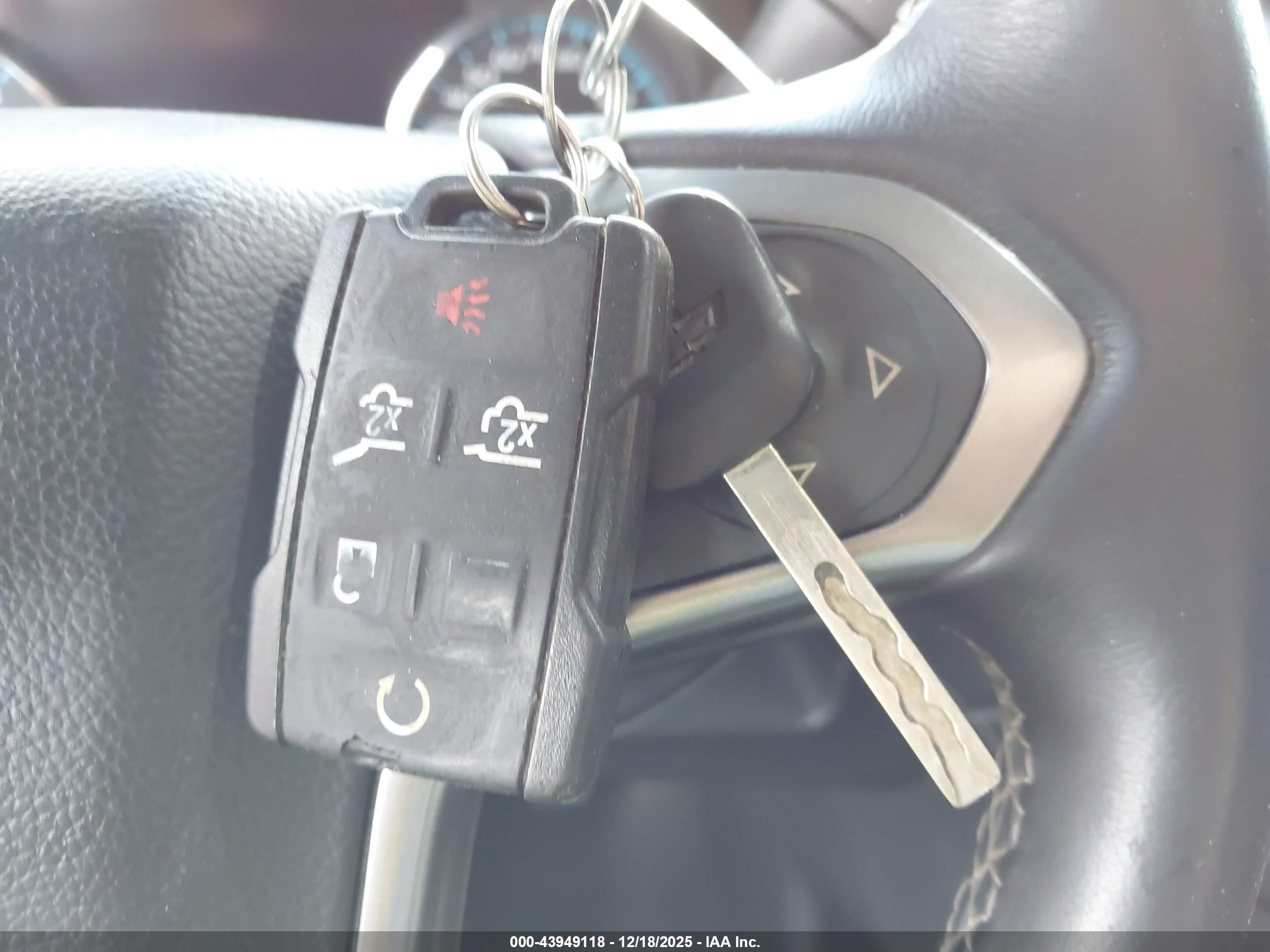 CHEVROLET TAHOE image 11