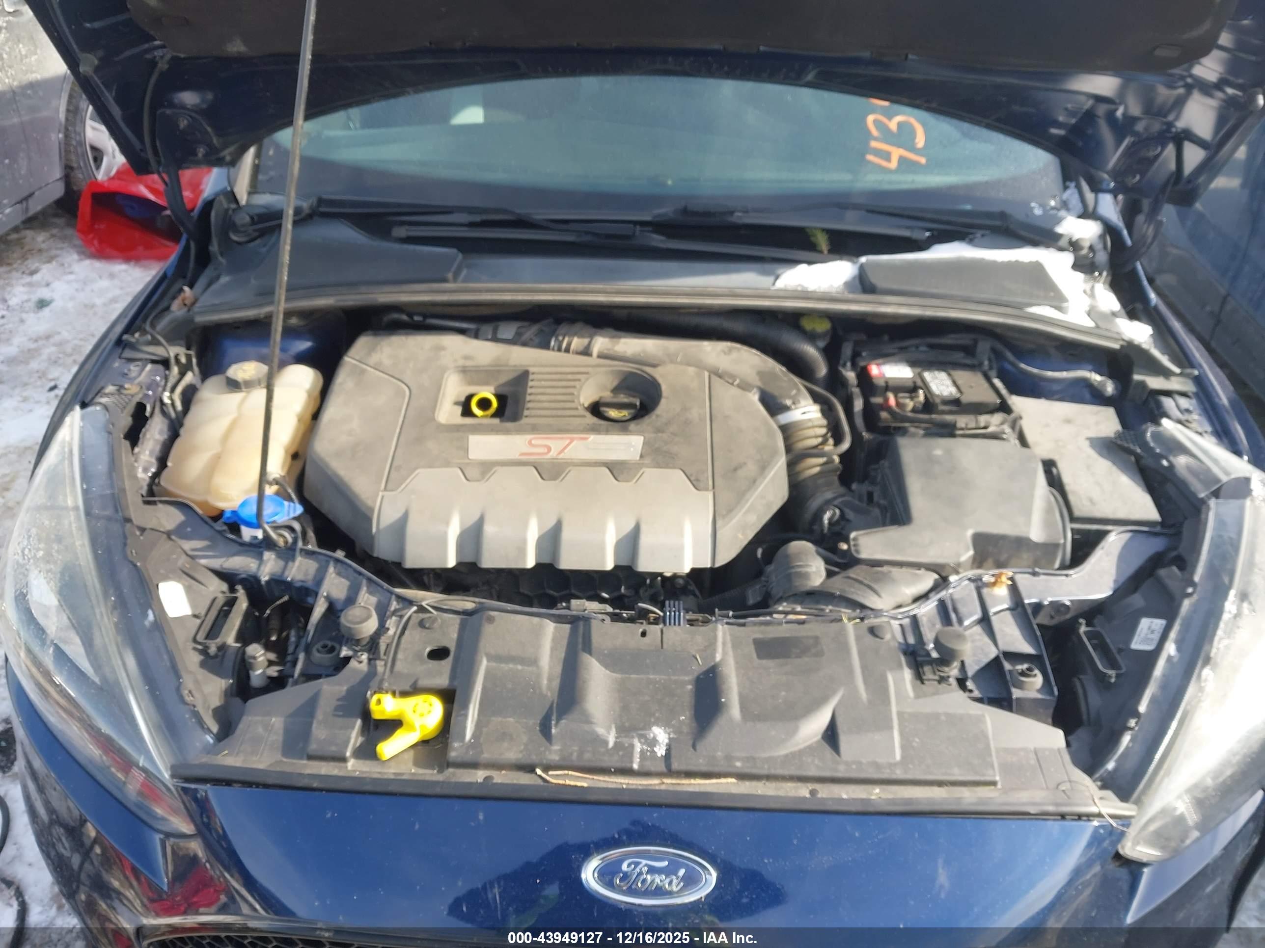 FORD FOCUS image 10