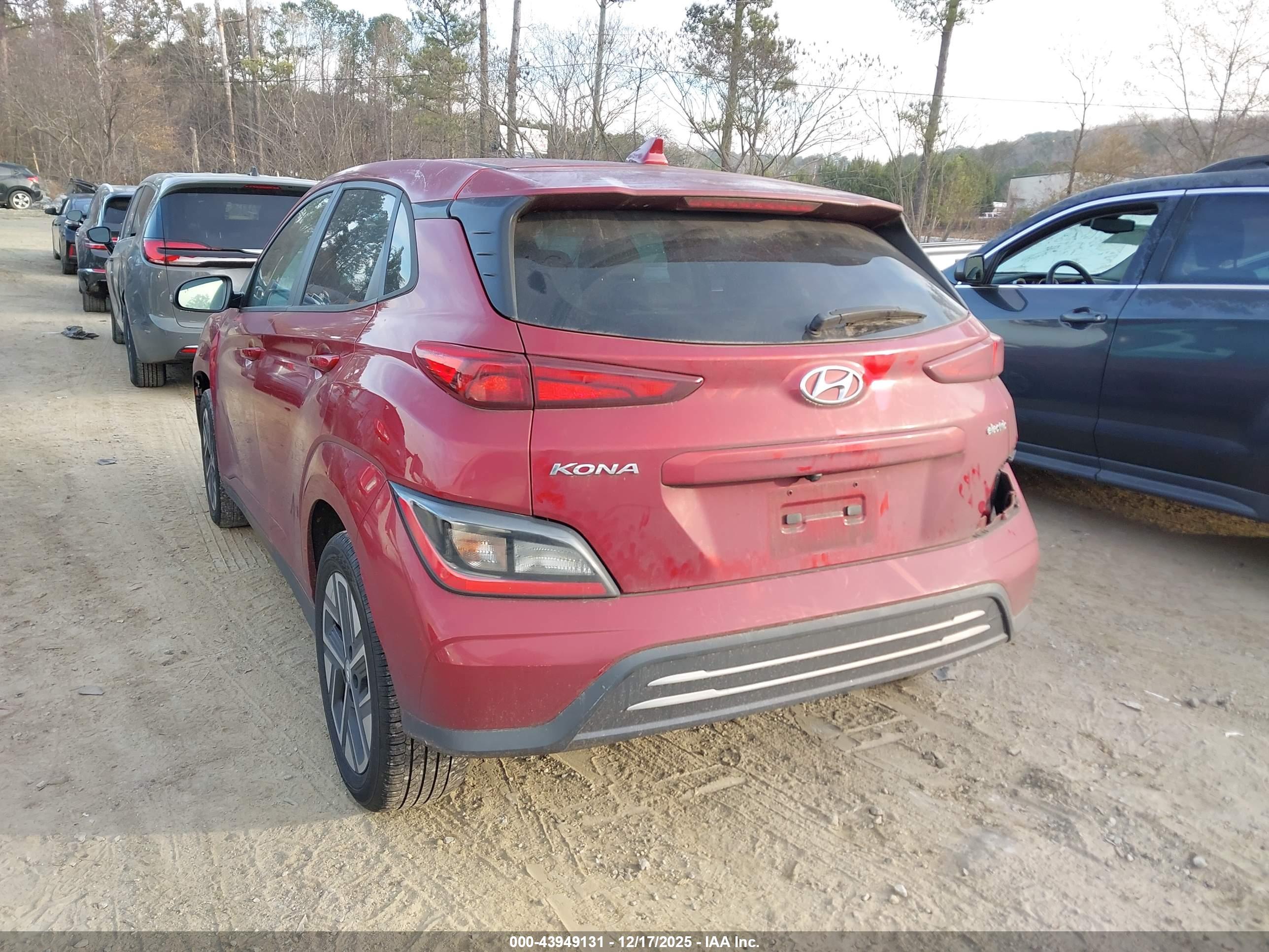 HYUNDAI KONA image 3