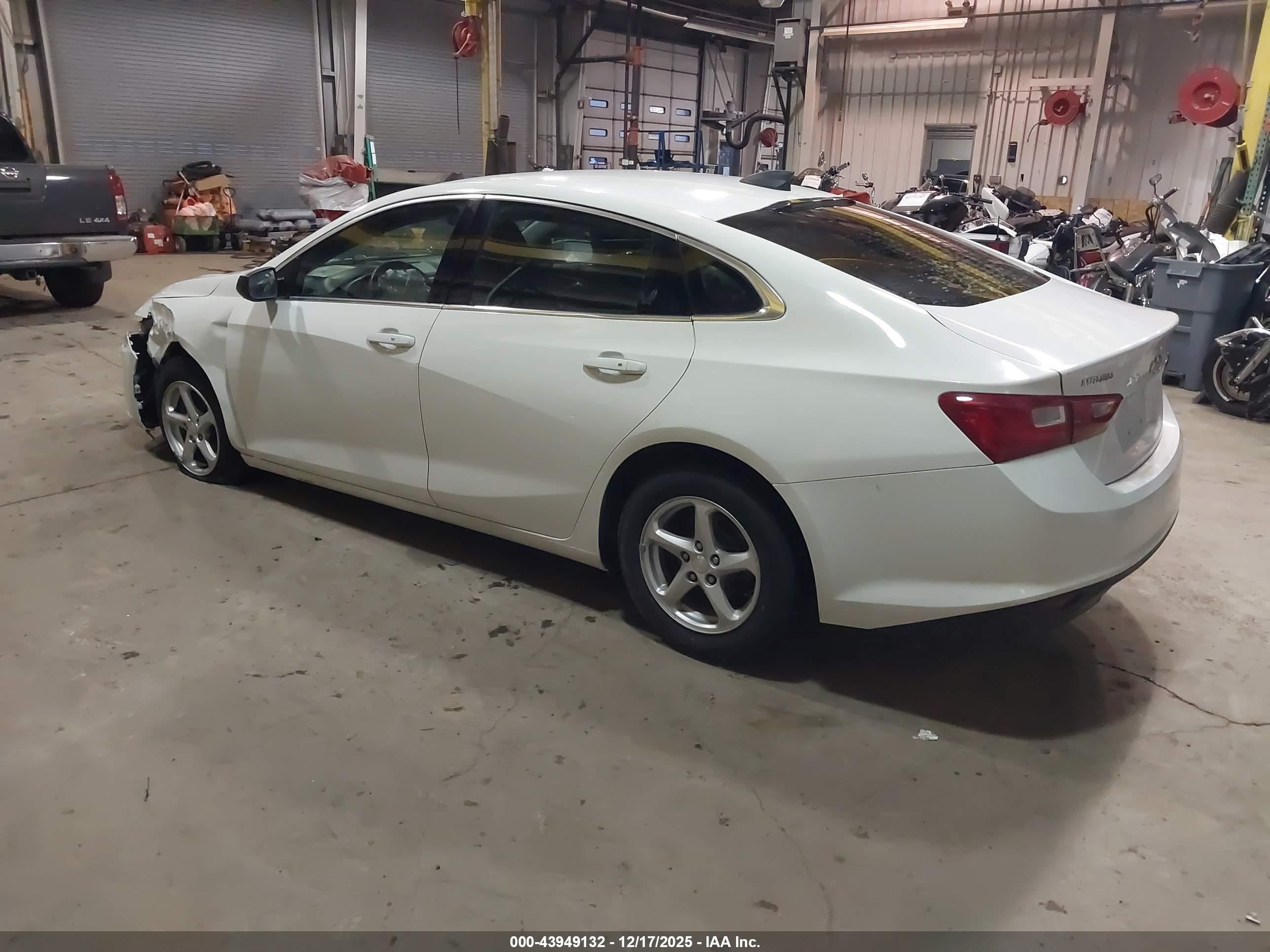 CHEVROLET MALIBU image 3
