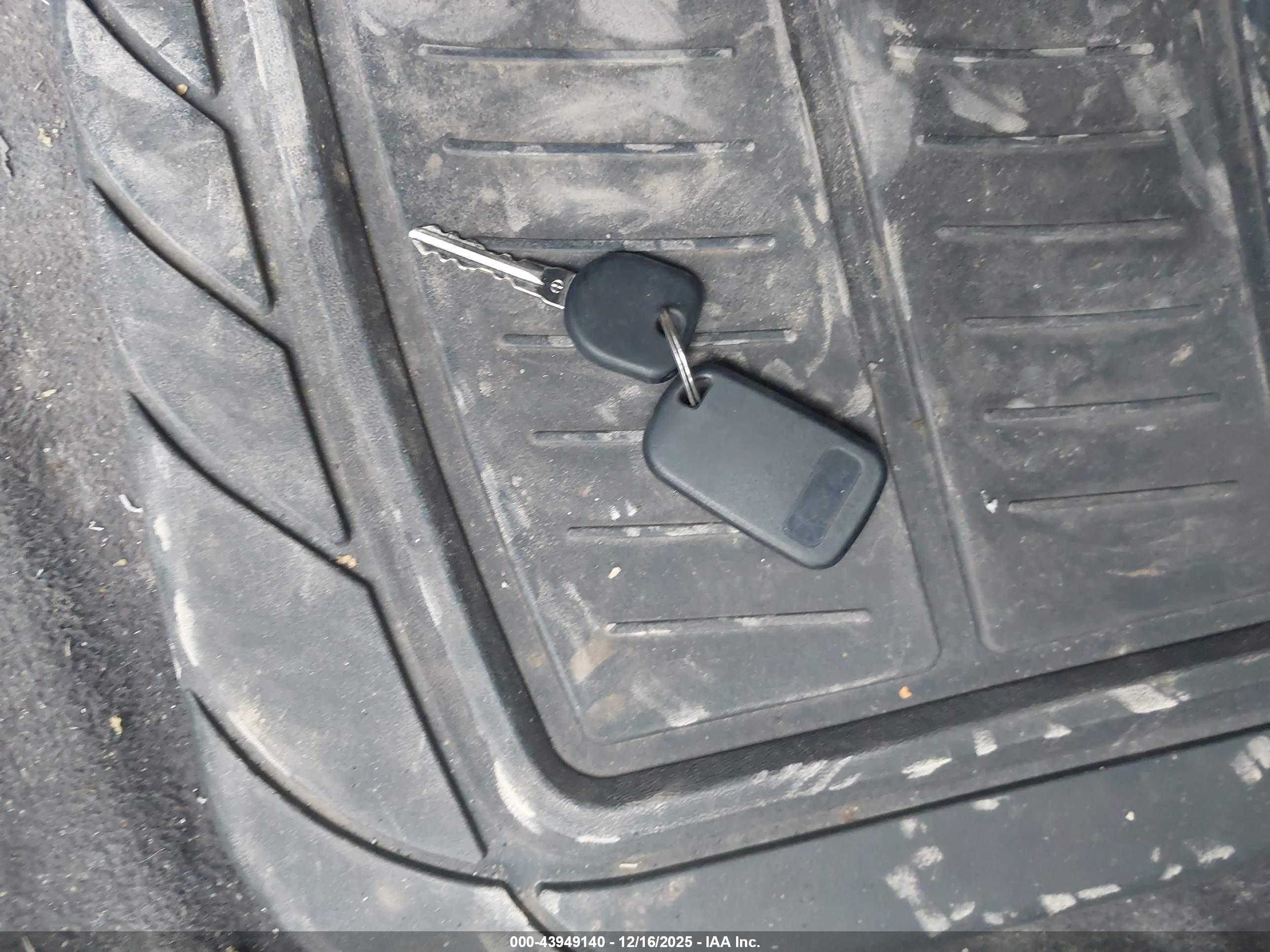 CHEVROLET TRAVERSE image 11