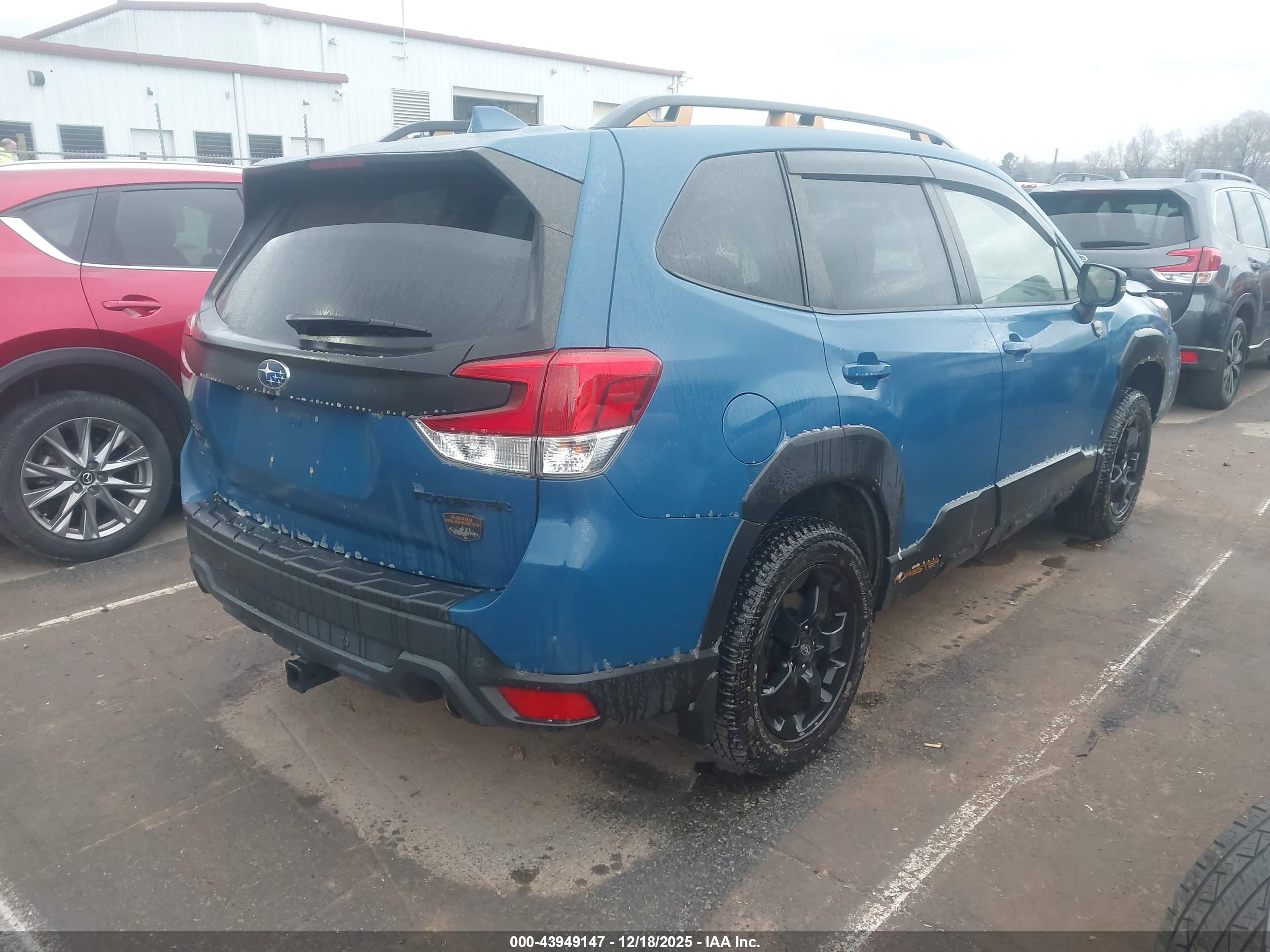 SUBARU FORESTER image 4