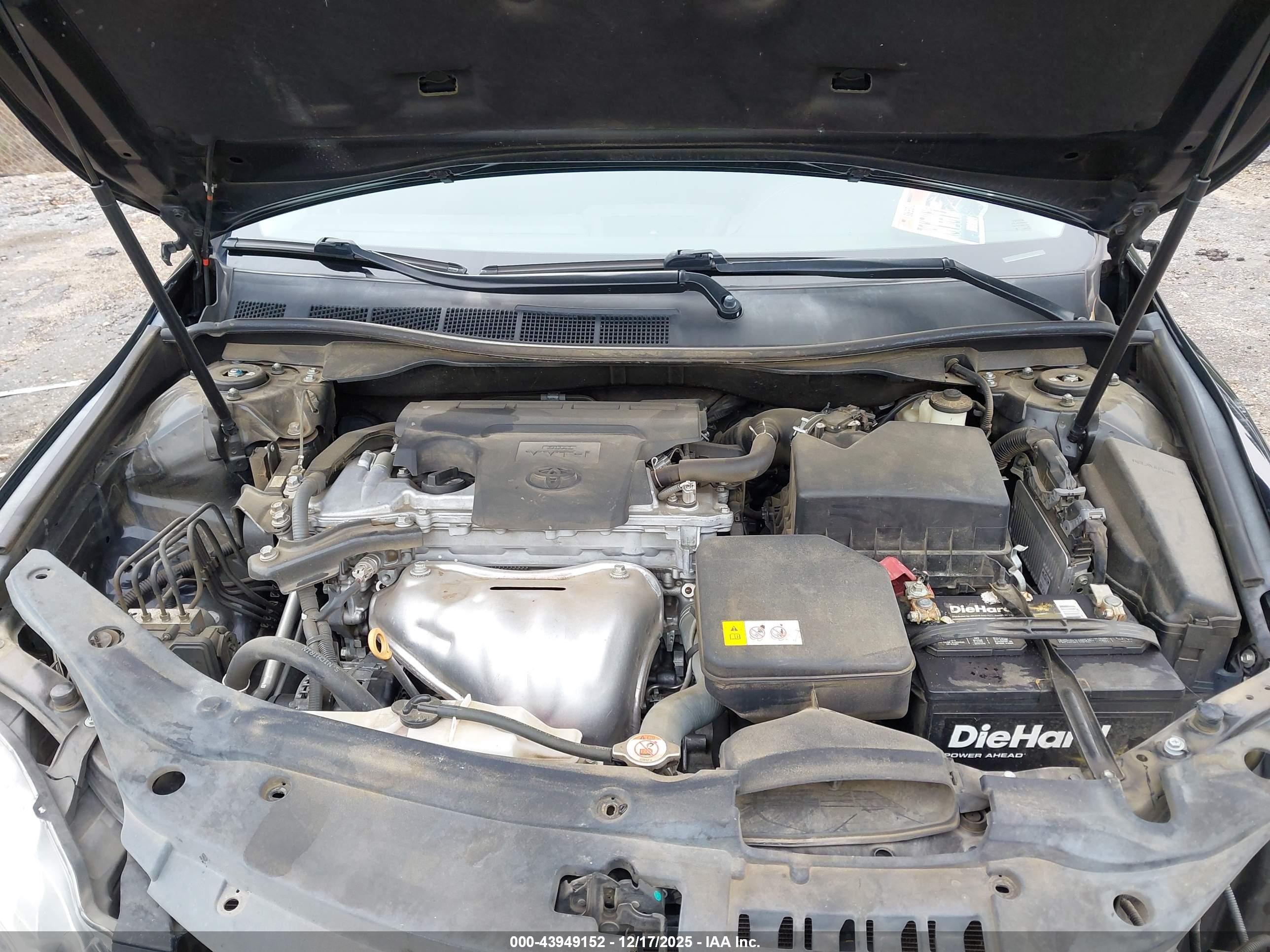 TOYOTA CAMRY image 10