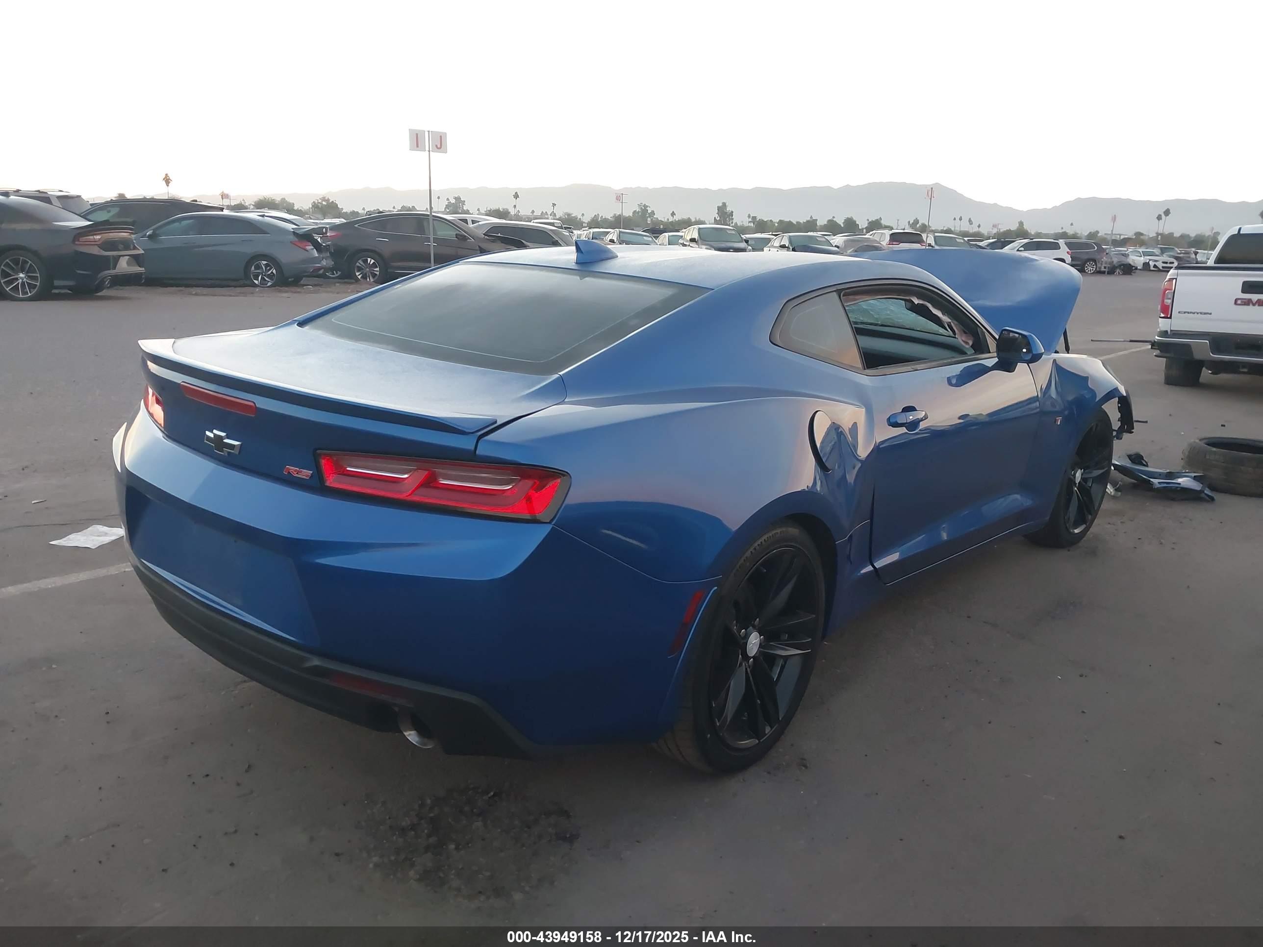 CHEVROLET CAMARO image 4