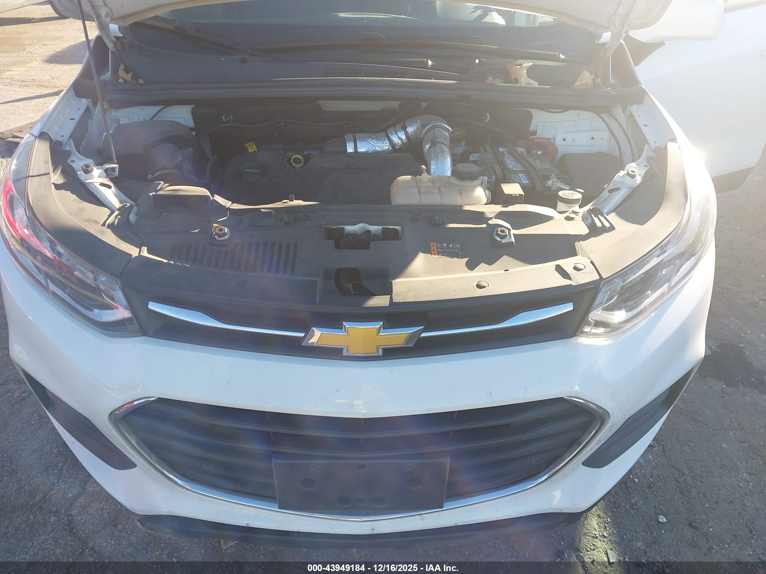 CHEVROLET TRAX image 10