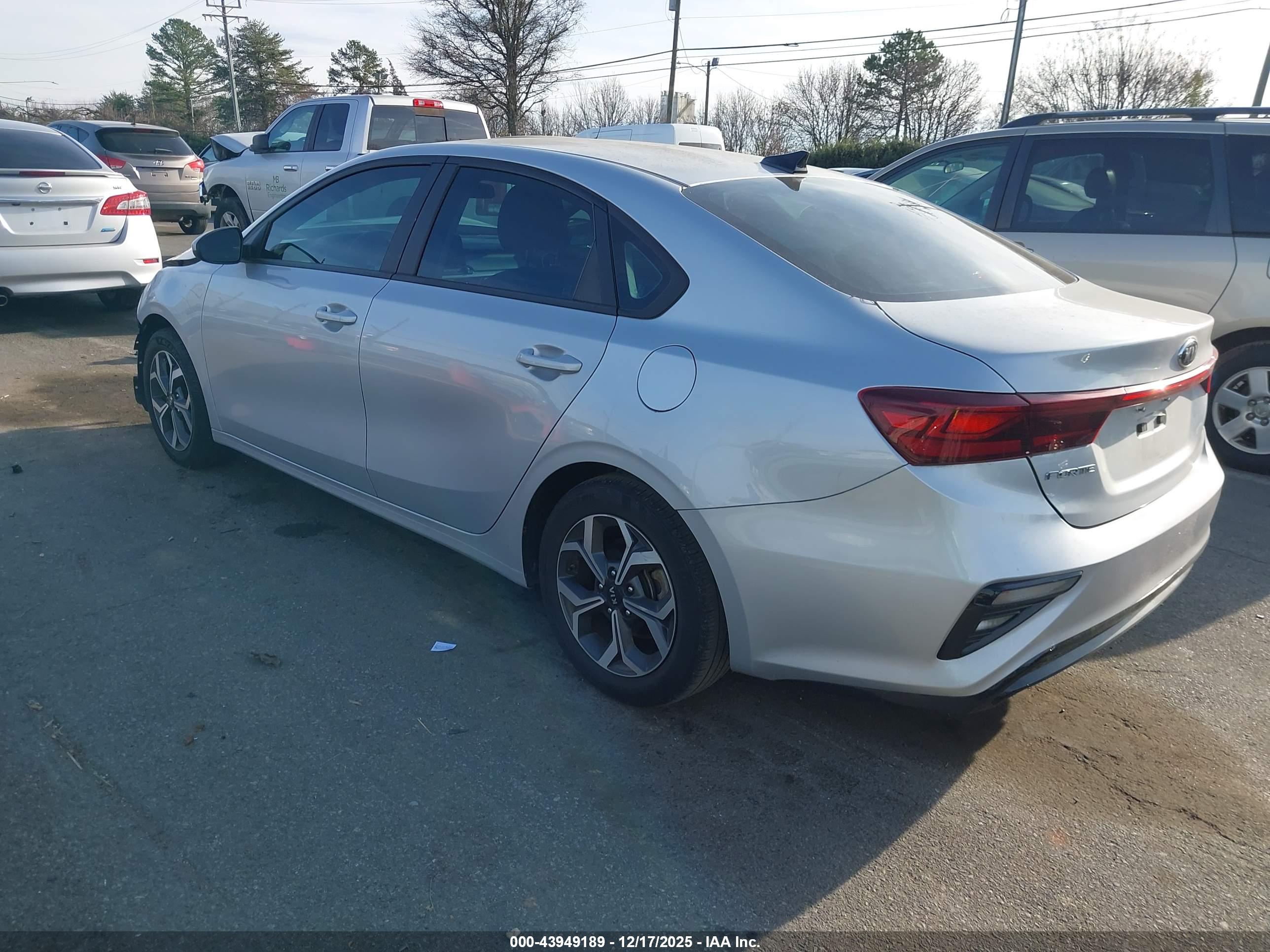 KIA FORTE image 3