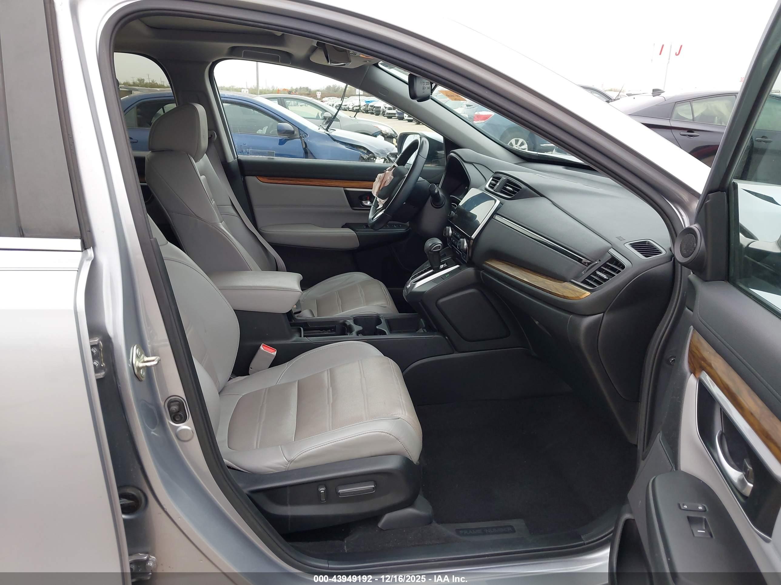 HONDA CR-V image 5