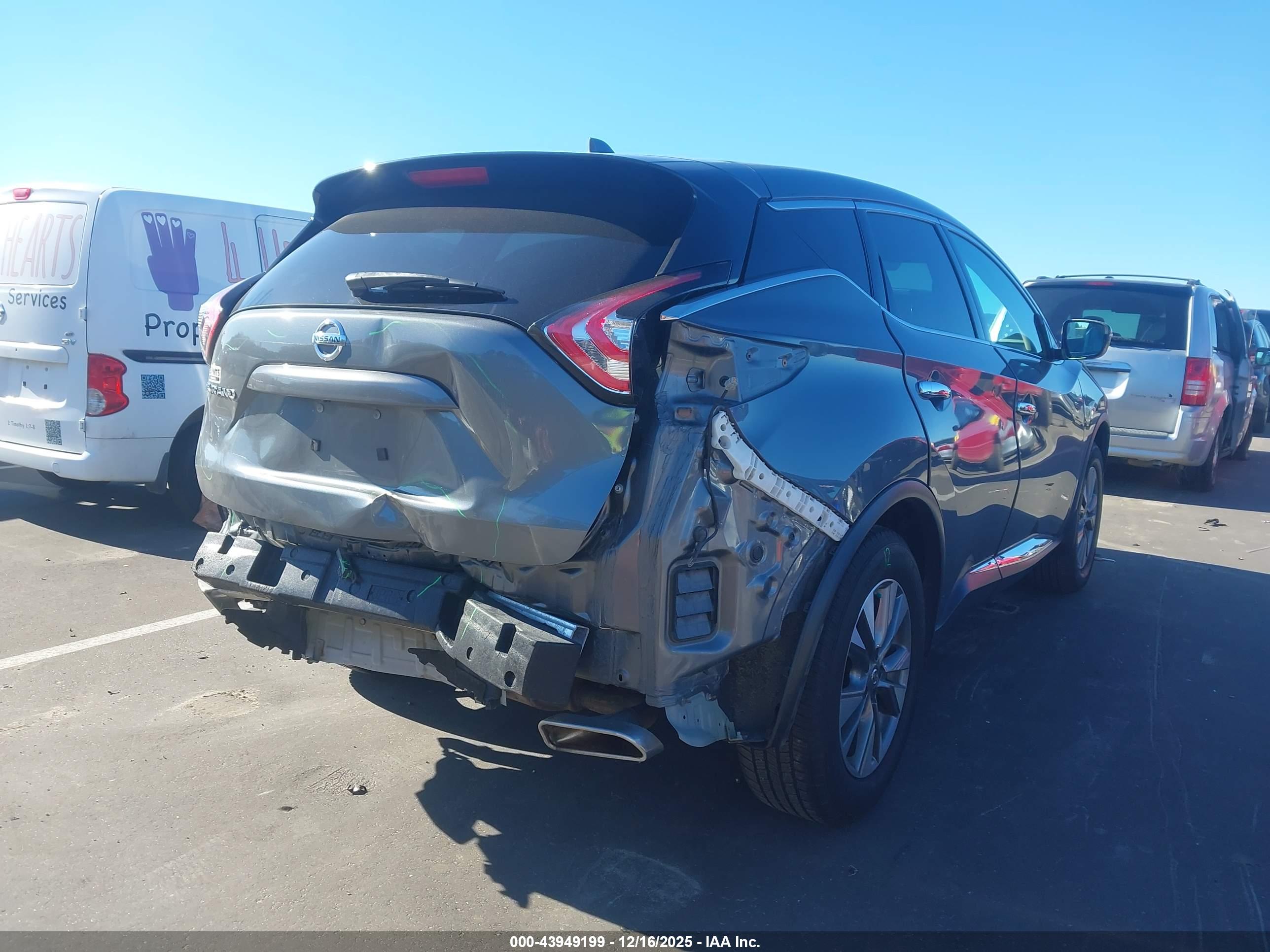 NISSAN MURANO image 4