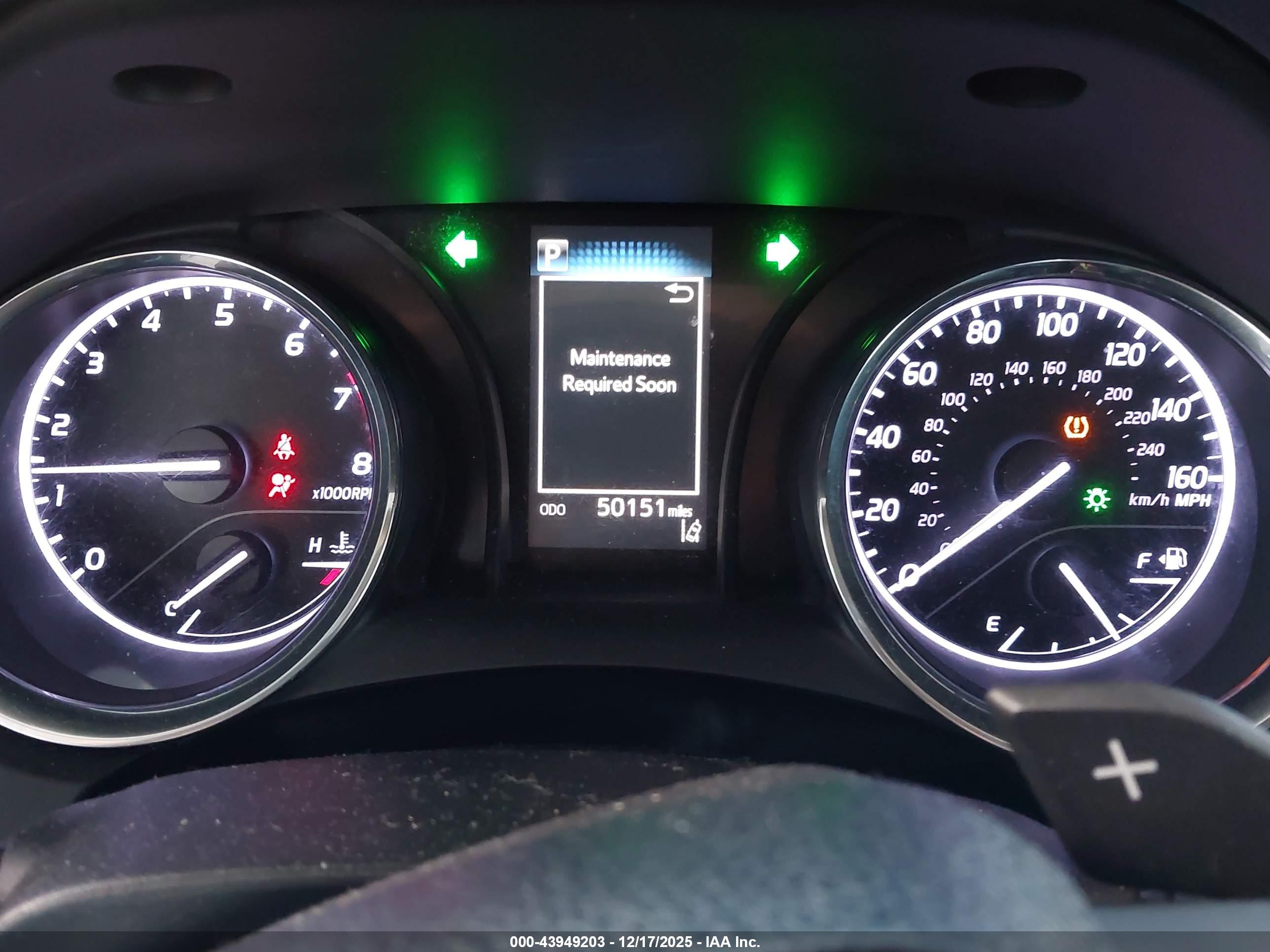 TOYOTA CAMRY image 7