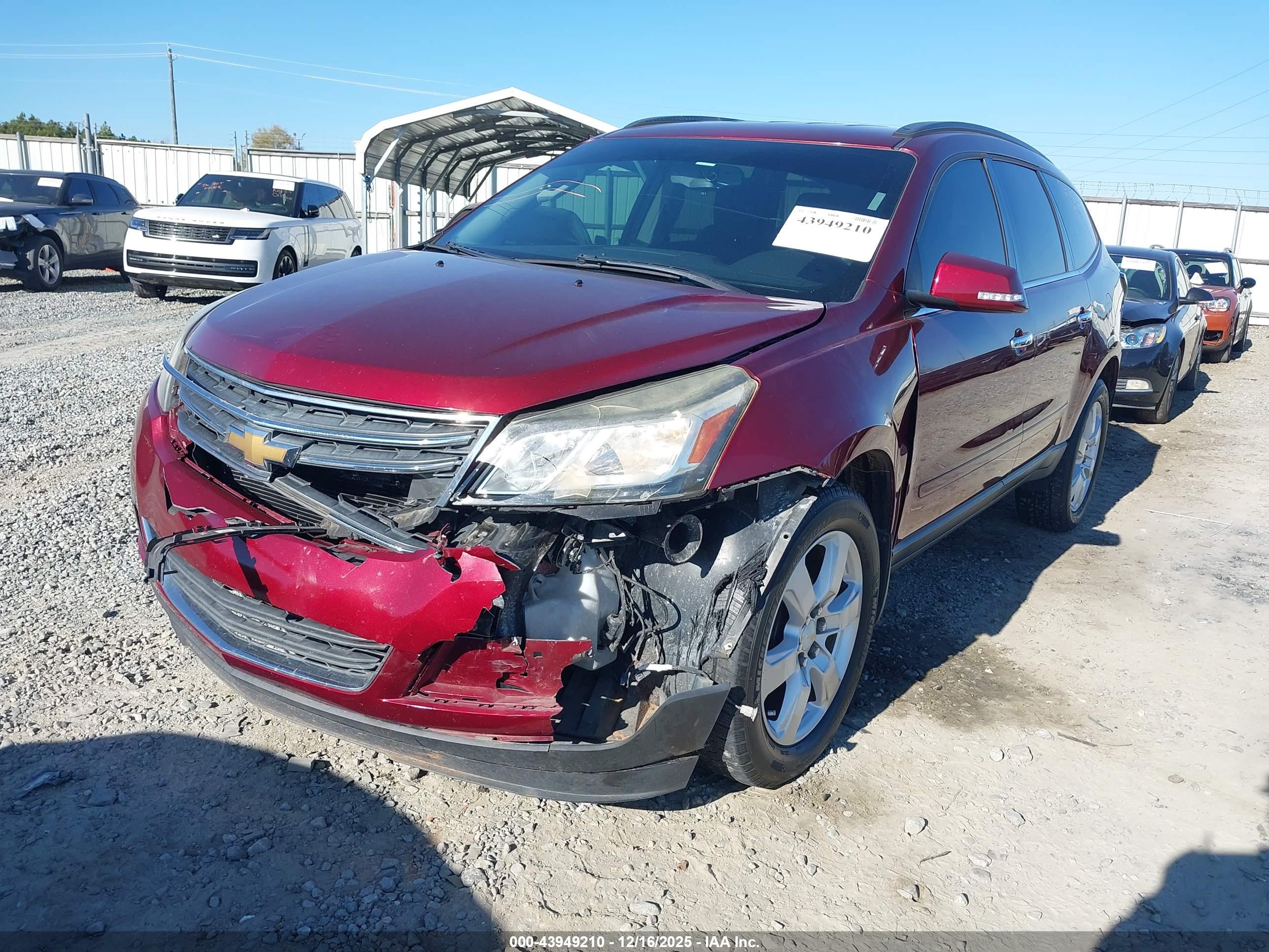 CHEVROLET TRAVERSE image 6