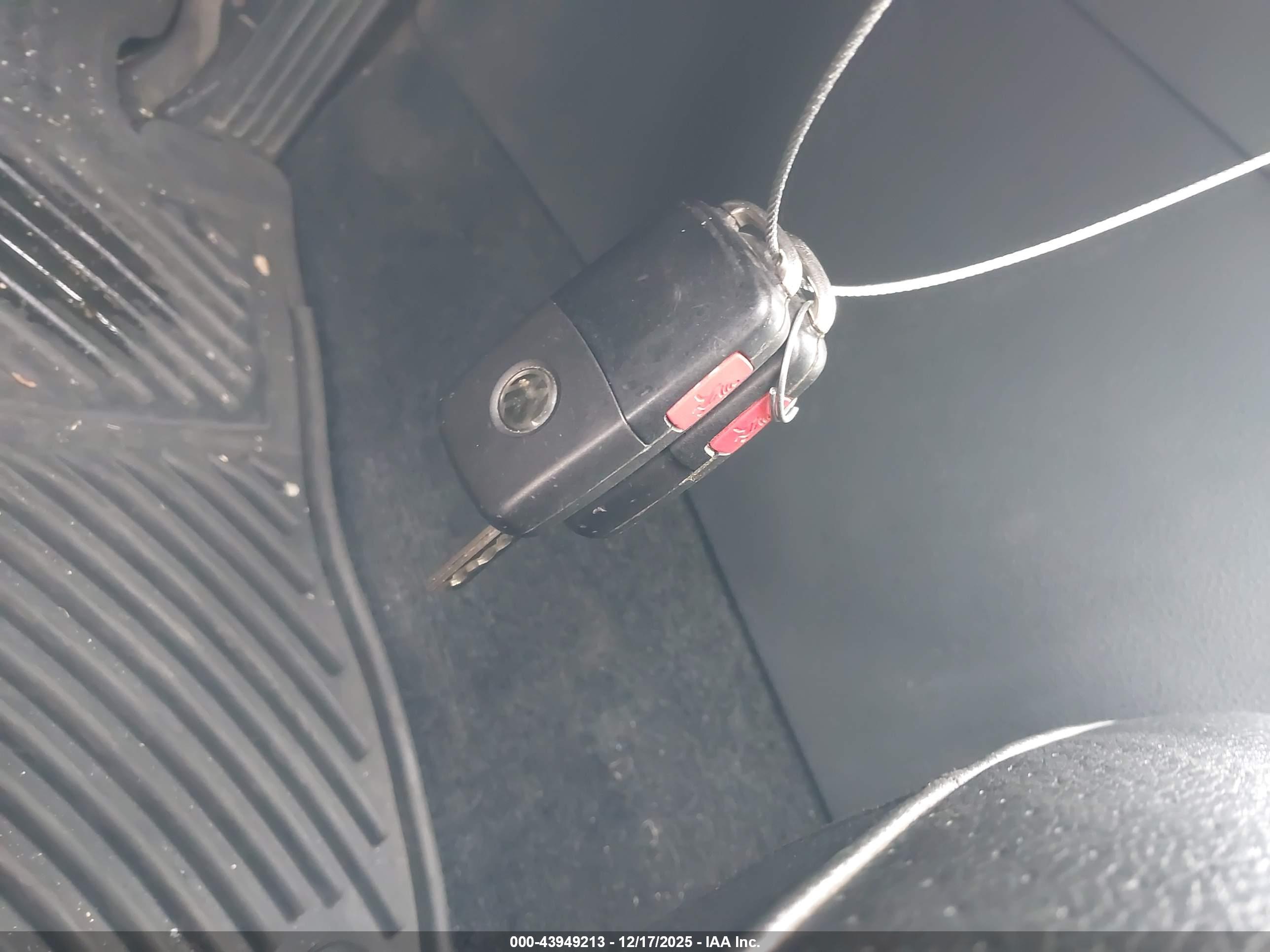 VOLKSWAGEN PASSAT image 11