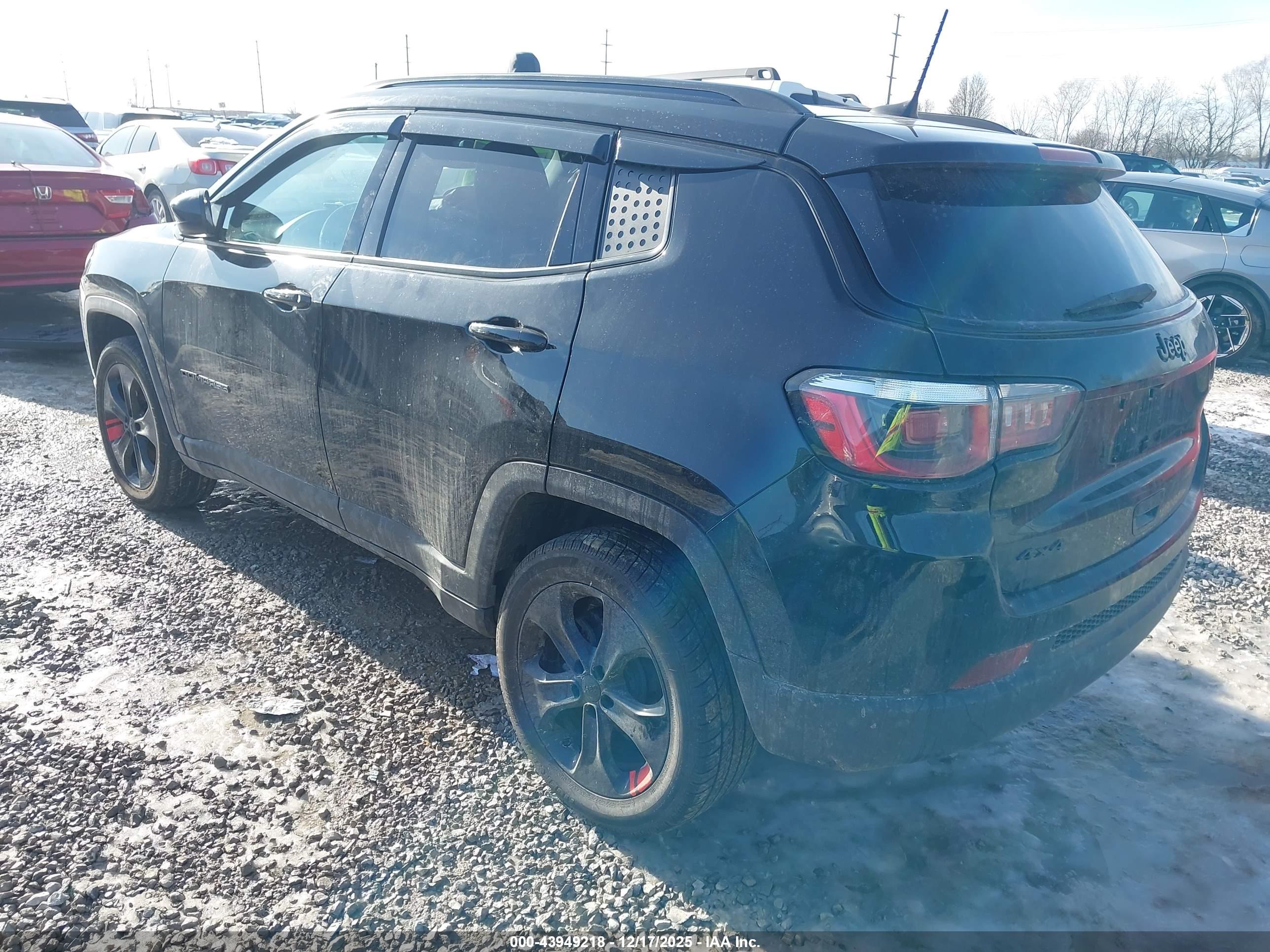 JEEP COMPASS image 3