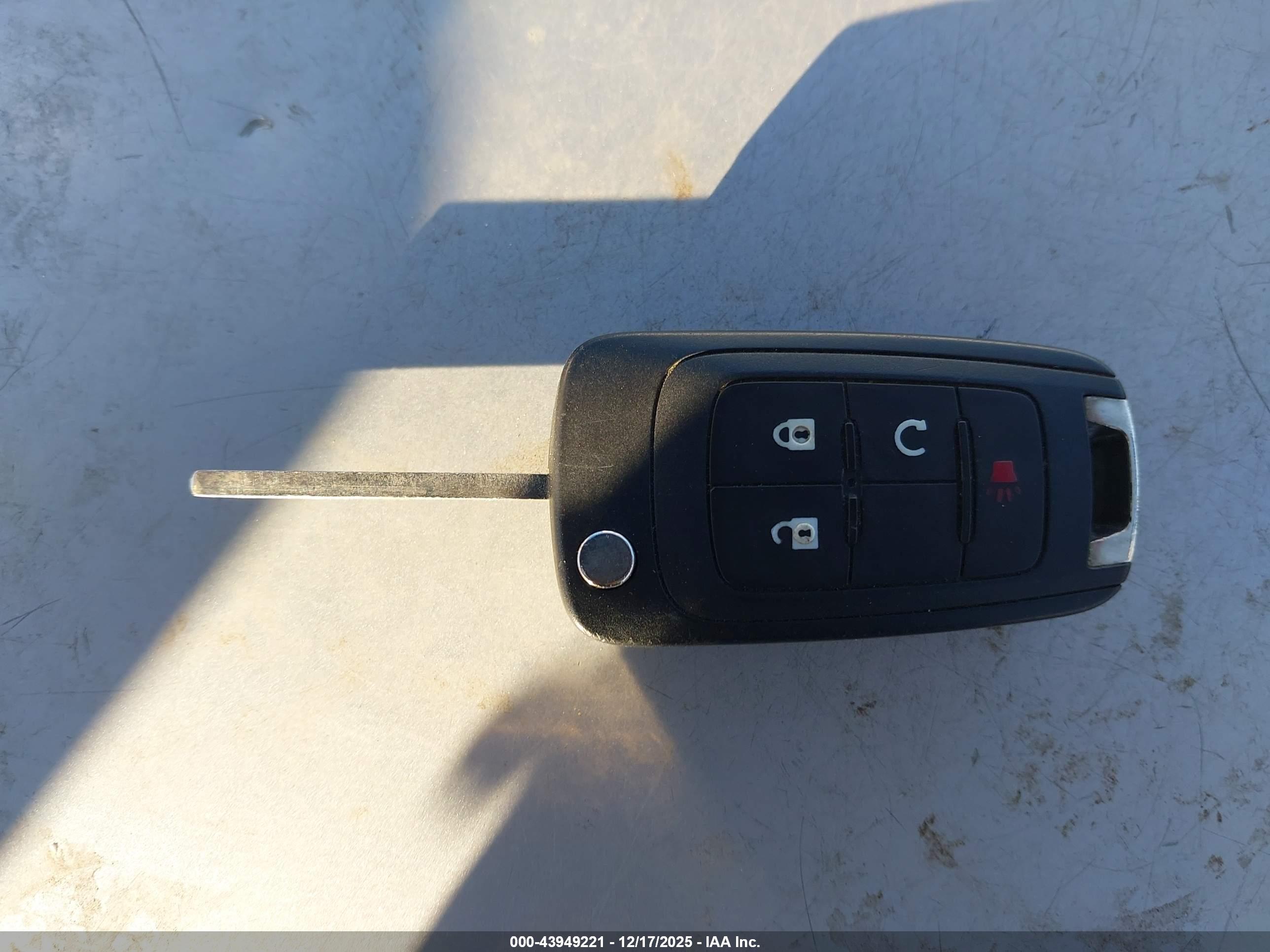 CHEVROLET EQUINOX image 11