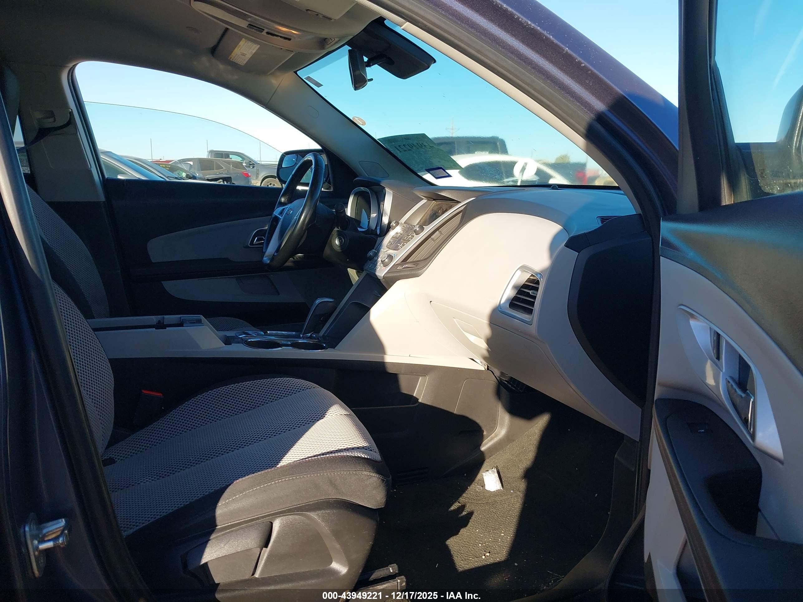 CHEVROLET EQUINOX image 5