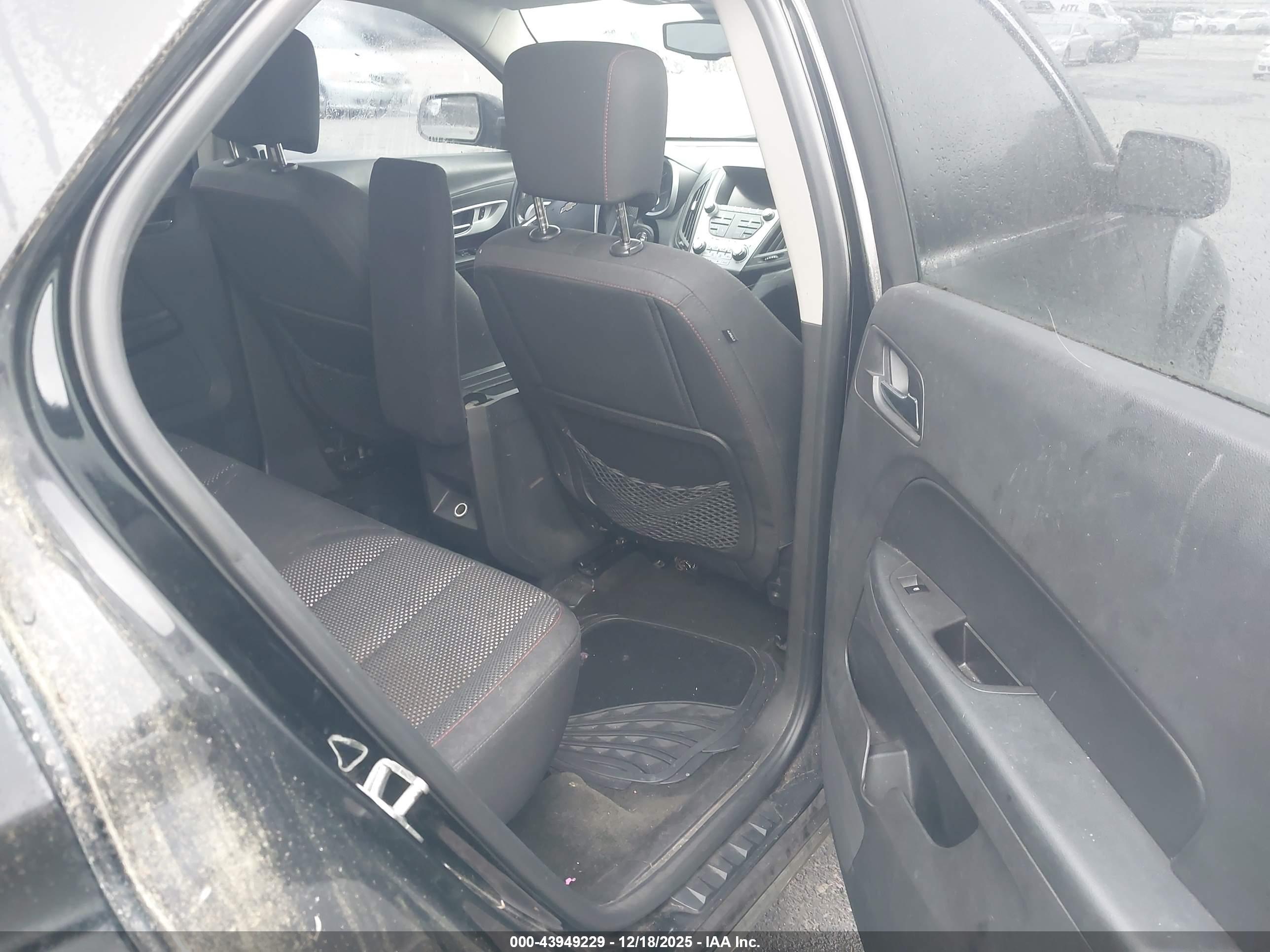 CHEVROLET EQUINOX image 8