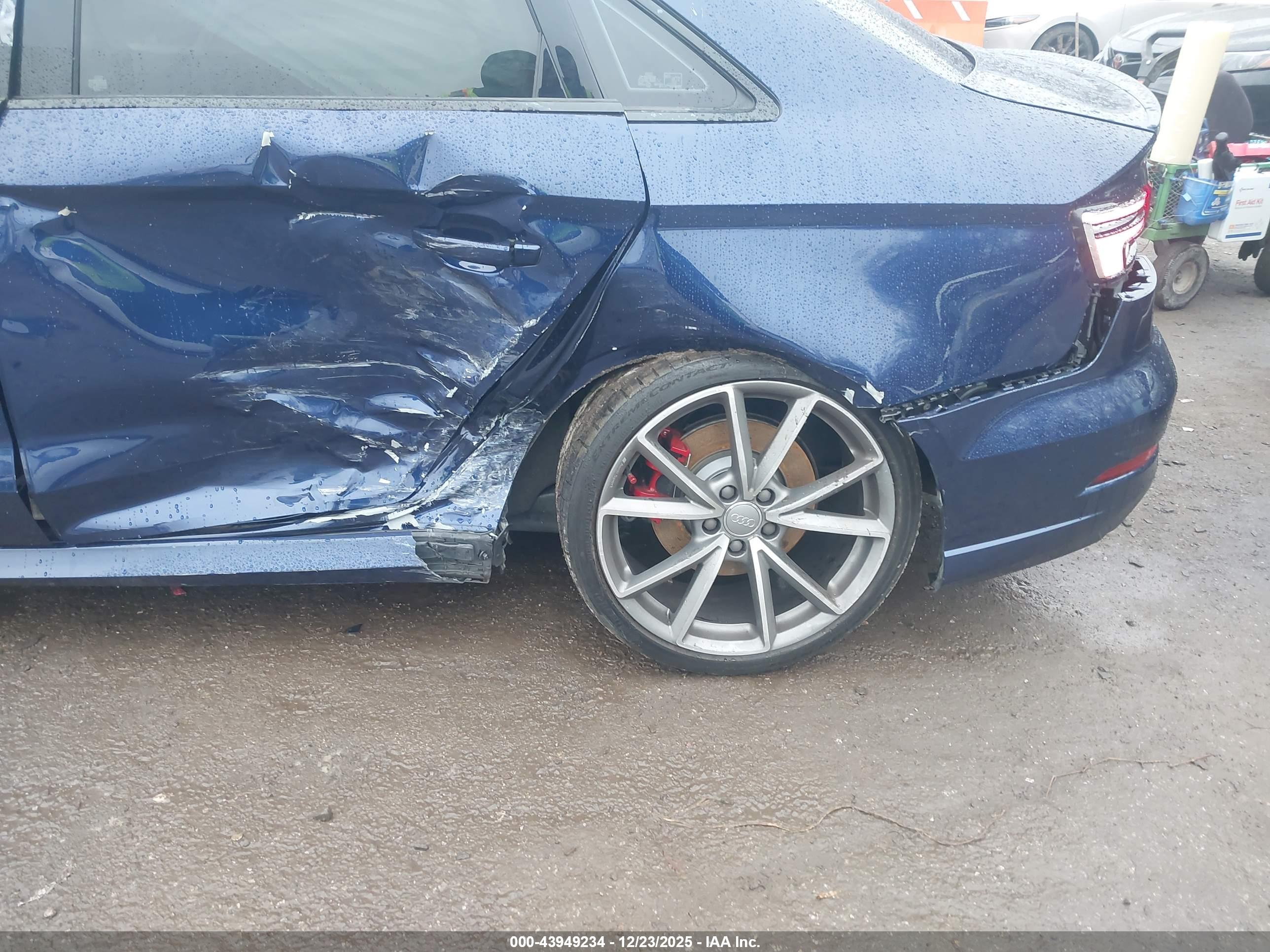 AUDI S3 image 6