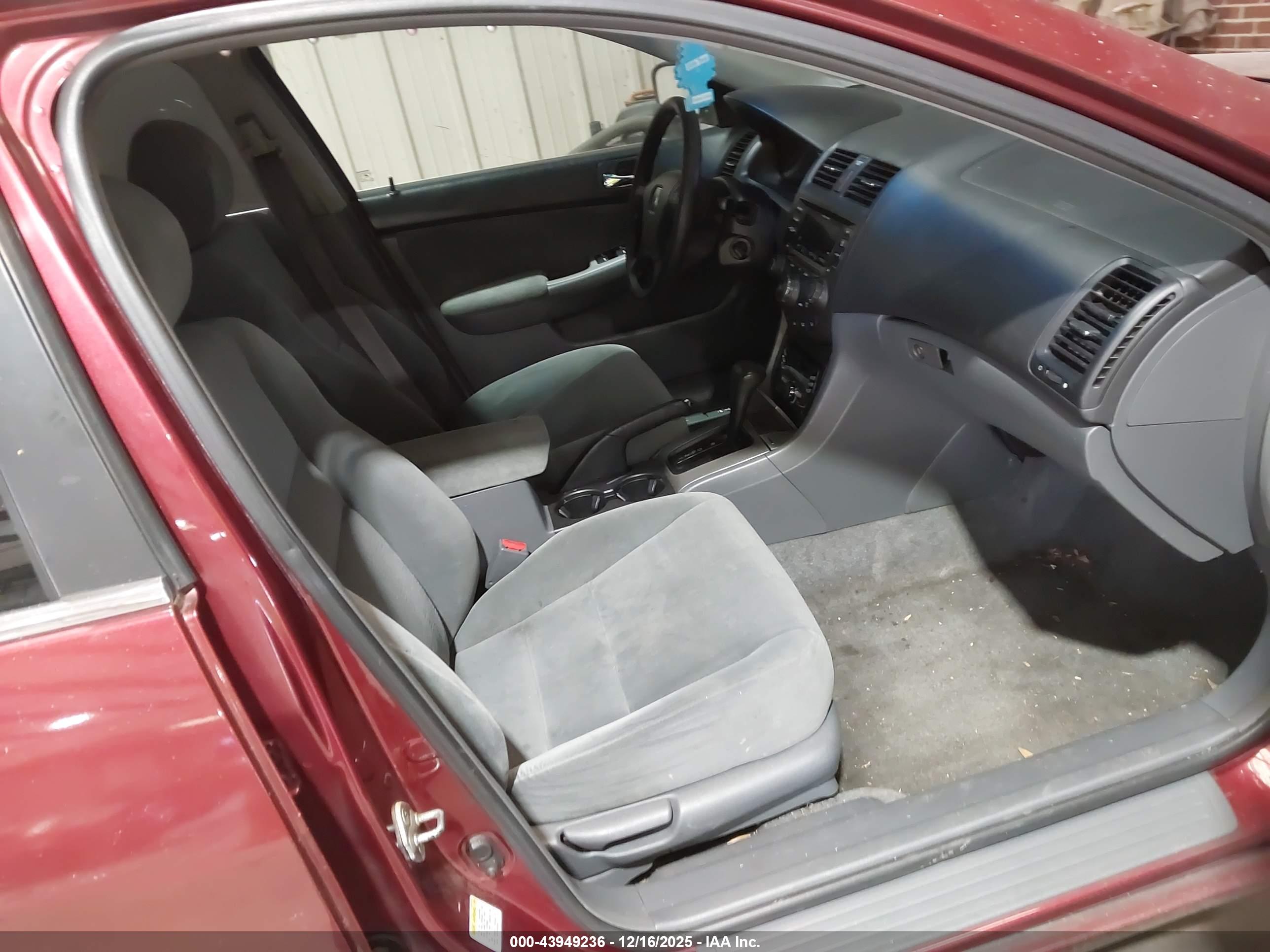 HONDA ACCORD image 5