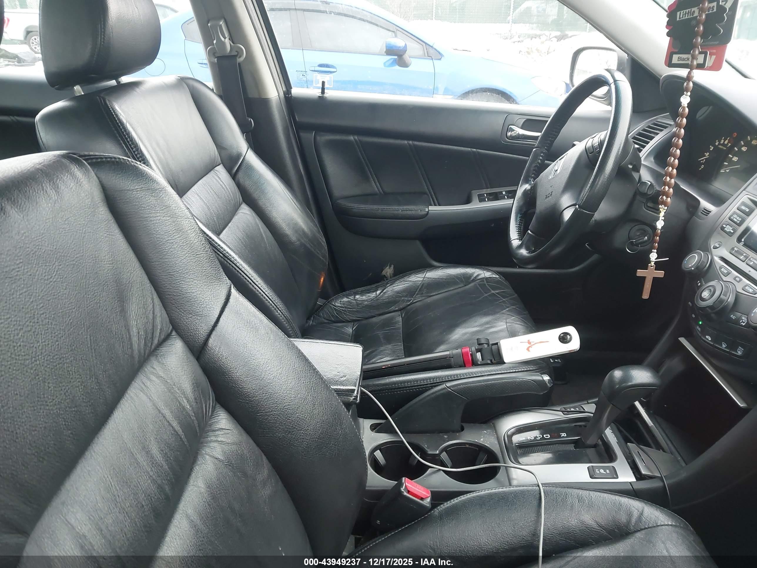 HONDA ACCORD image 5