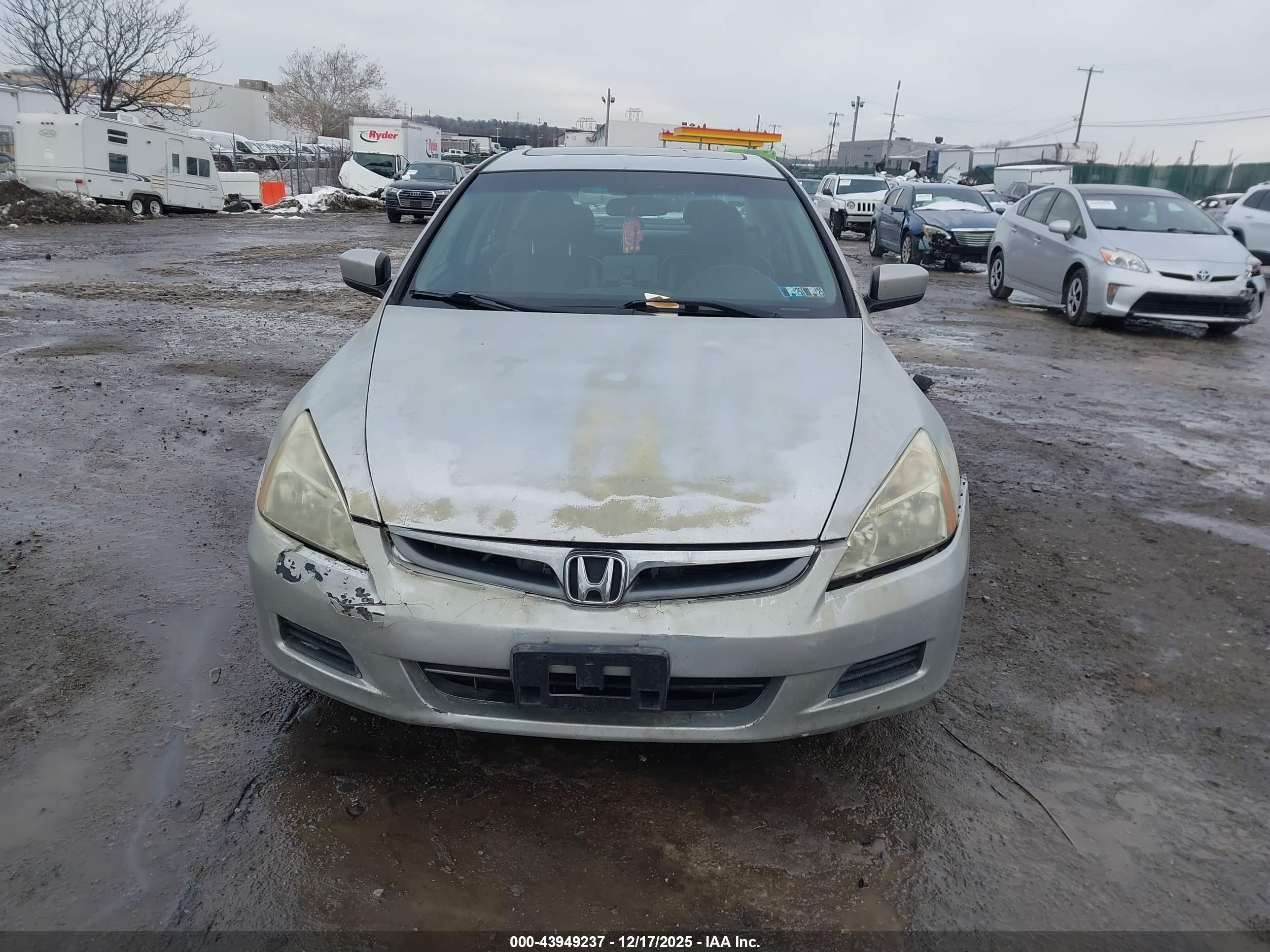HONDA ACCORD image 6