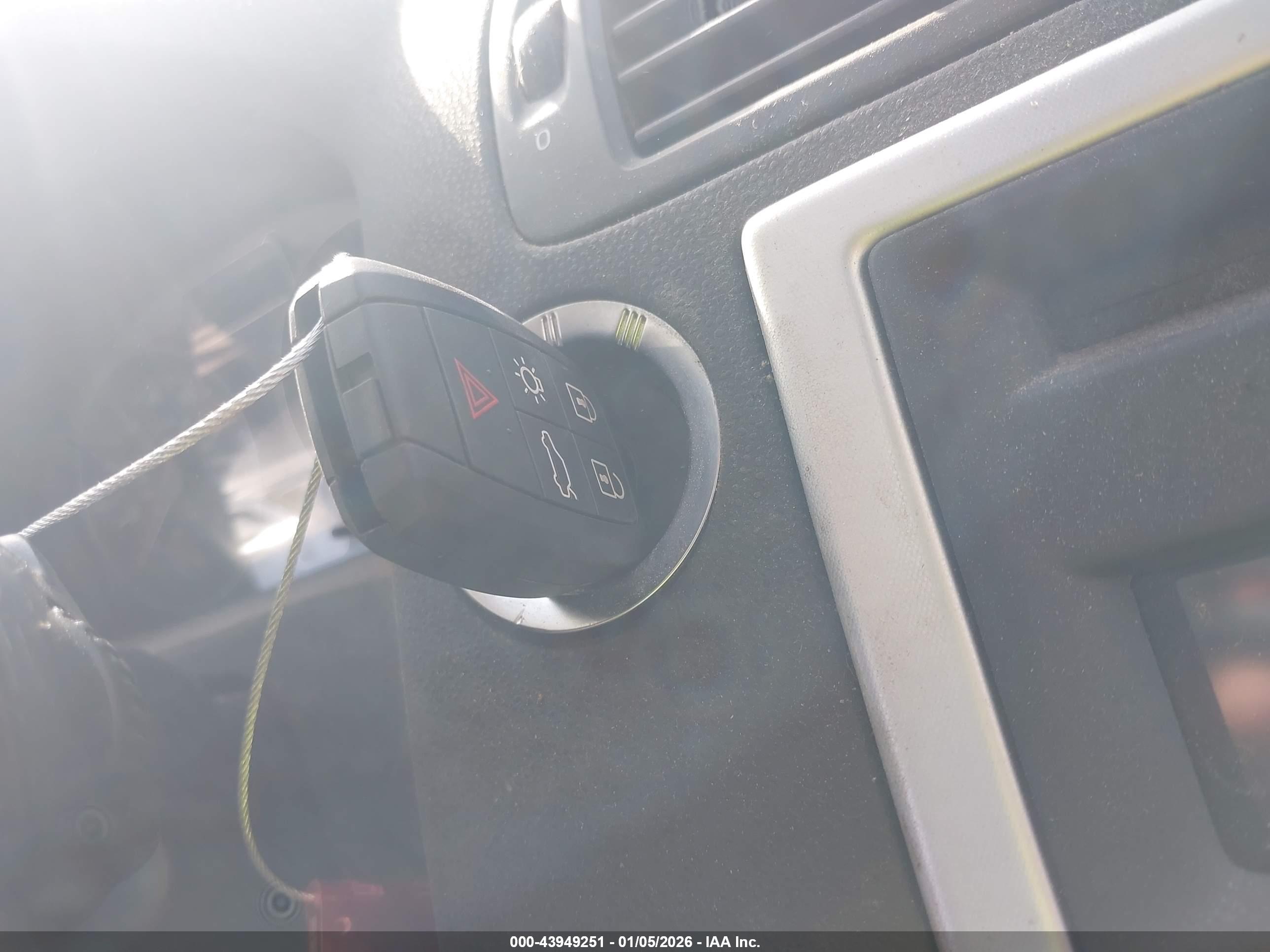 VOLVO S40 image 11