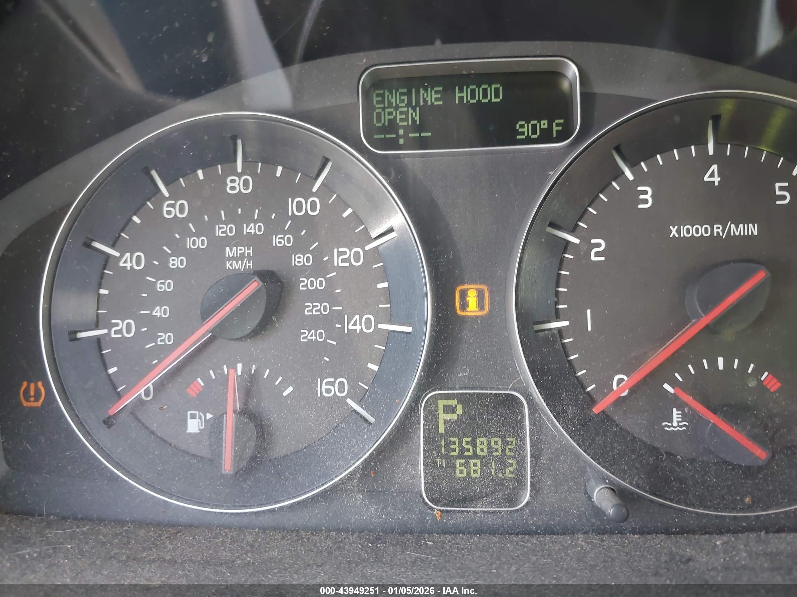 VOLVO S40 image 7