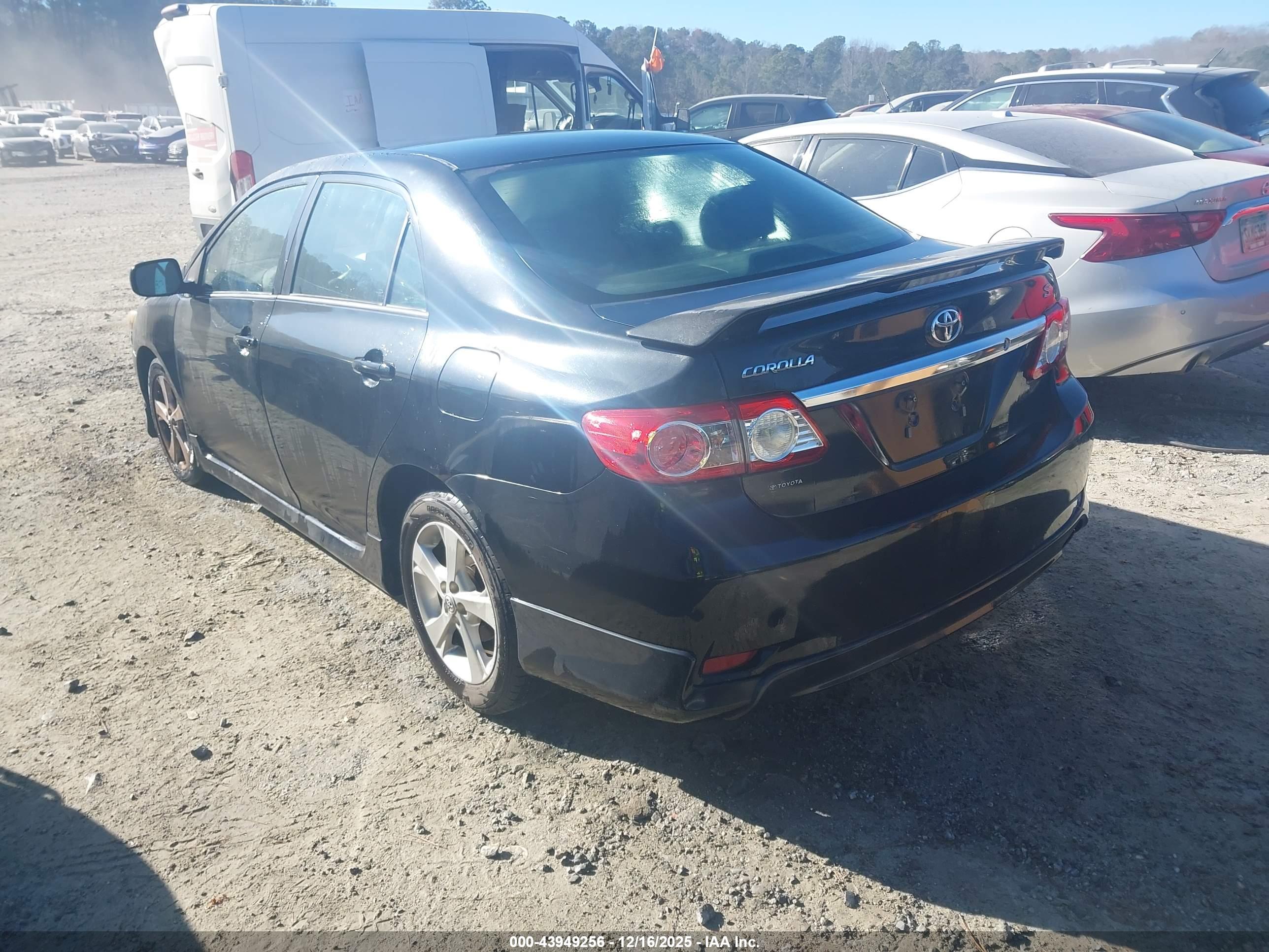 TOYOTA COROLLA image 3