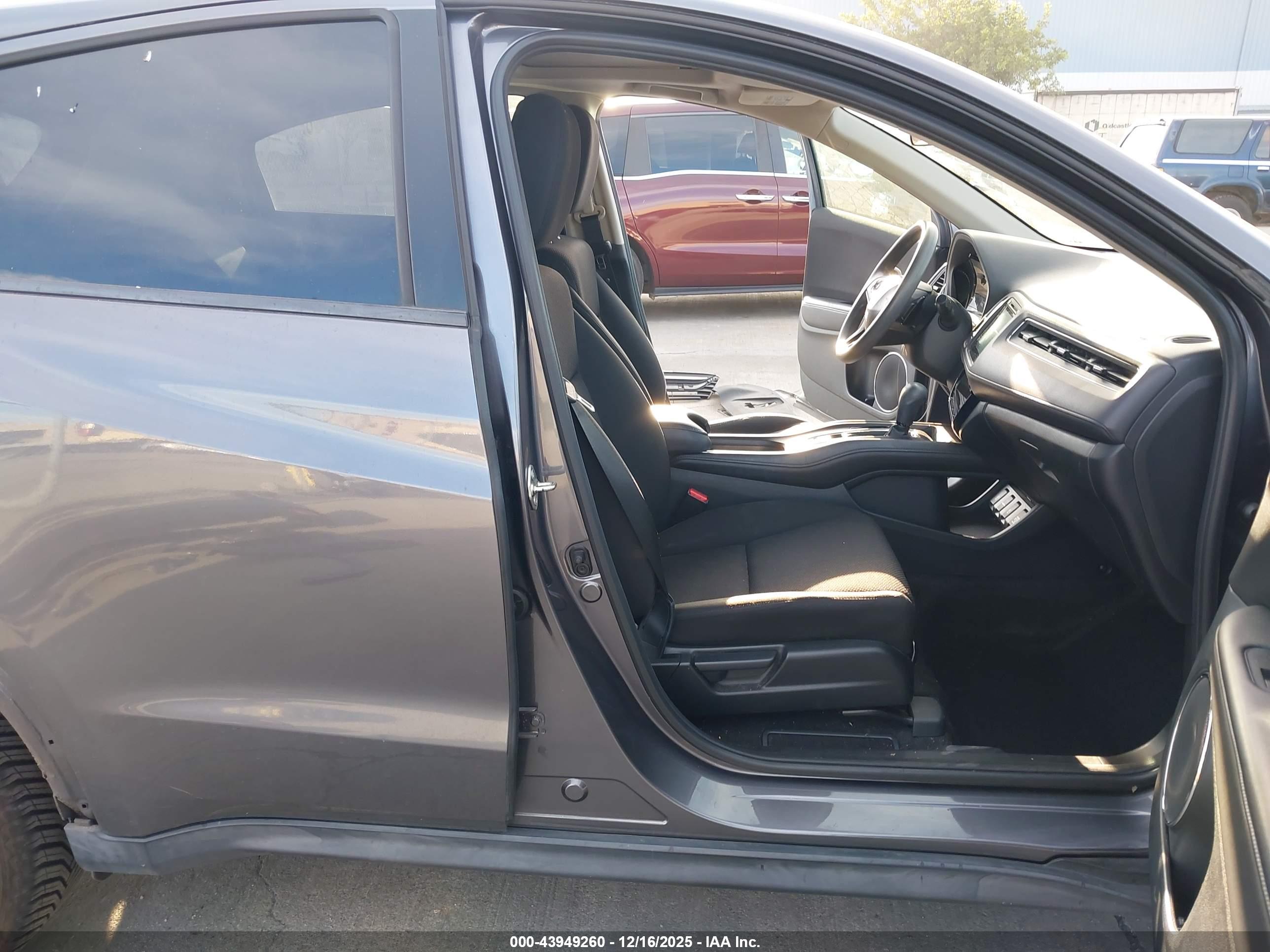 HONDA HR-V image 5