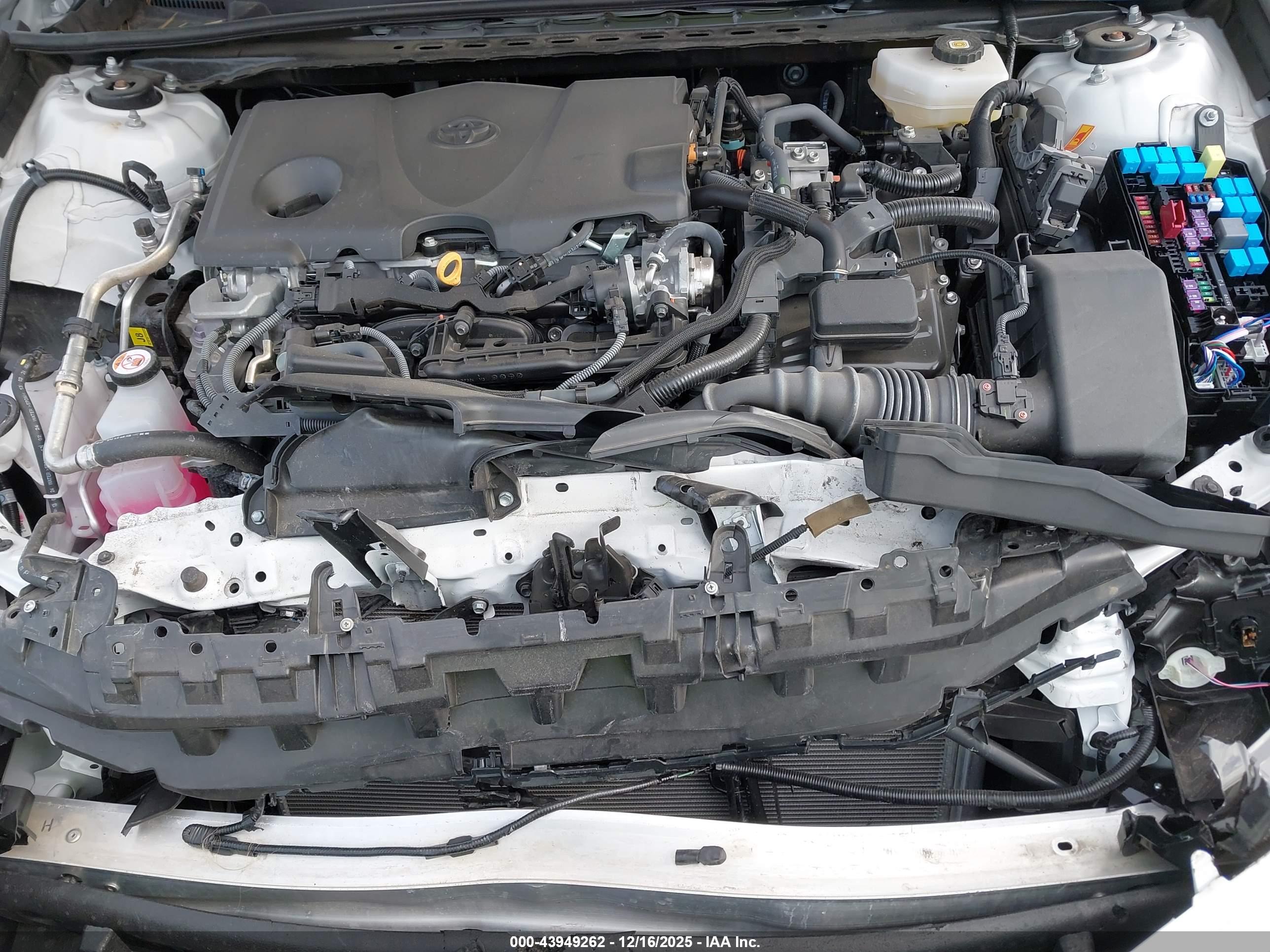 TOYOTA CAMRY image 10