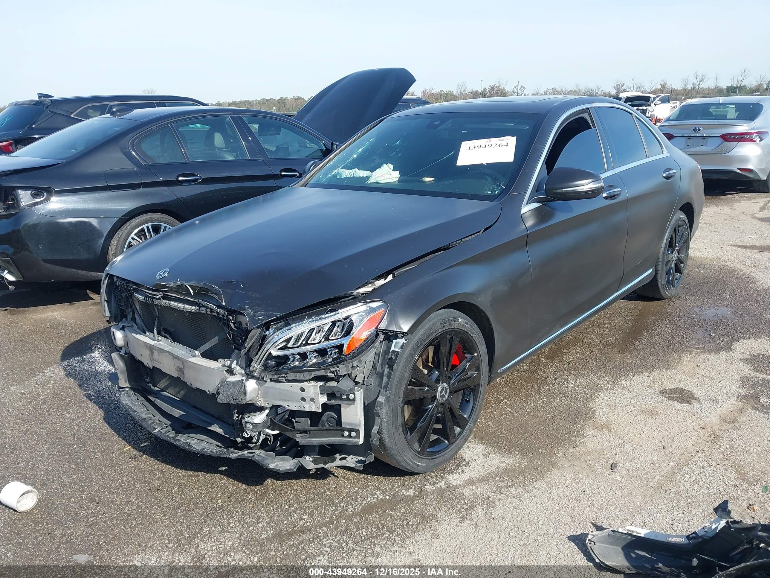 MERCEDES-BENZ C image 2