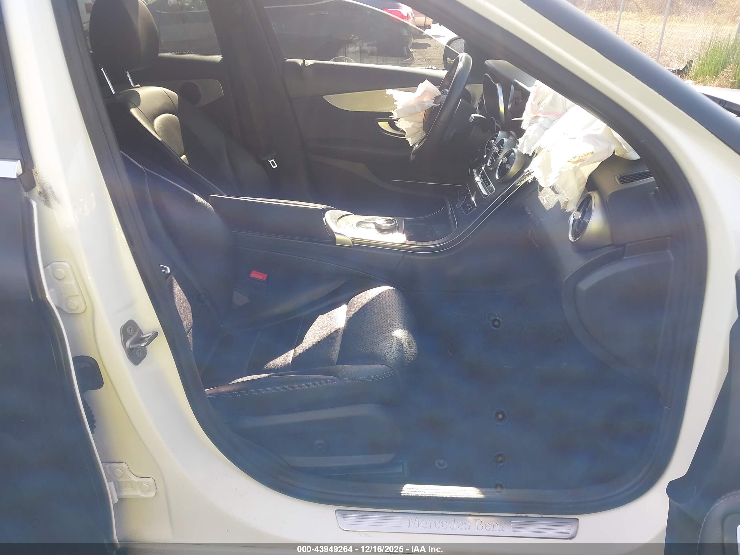 MERCEDES-BENZ C image 5