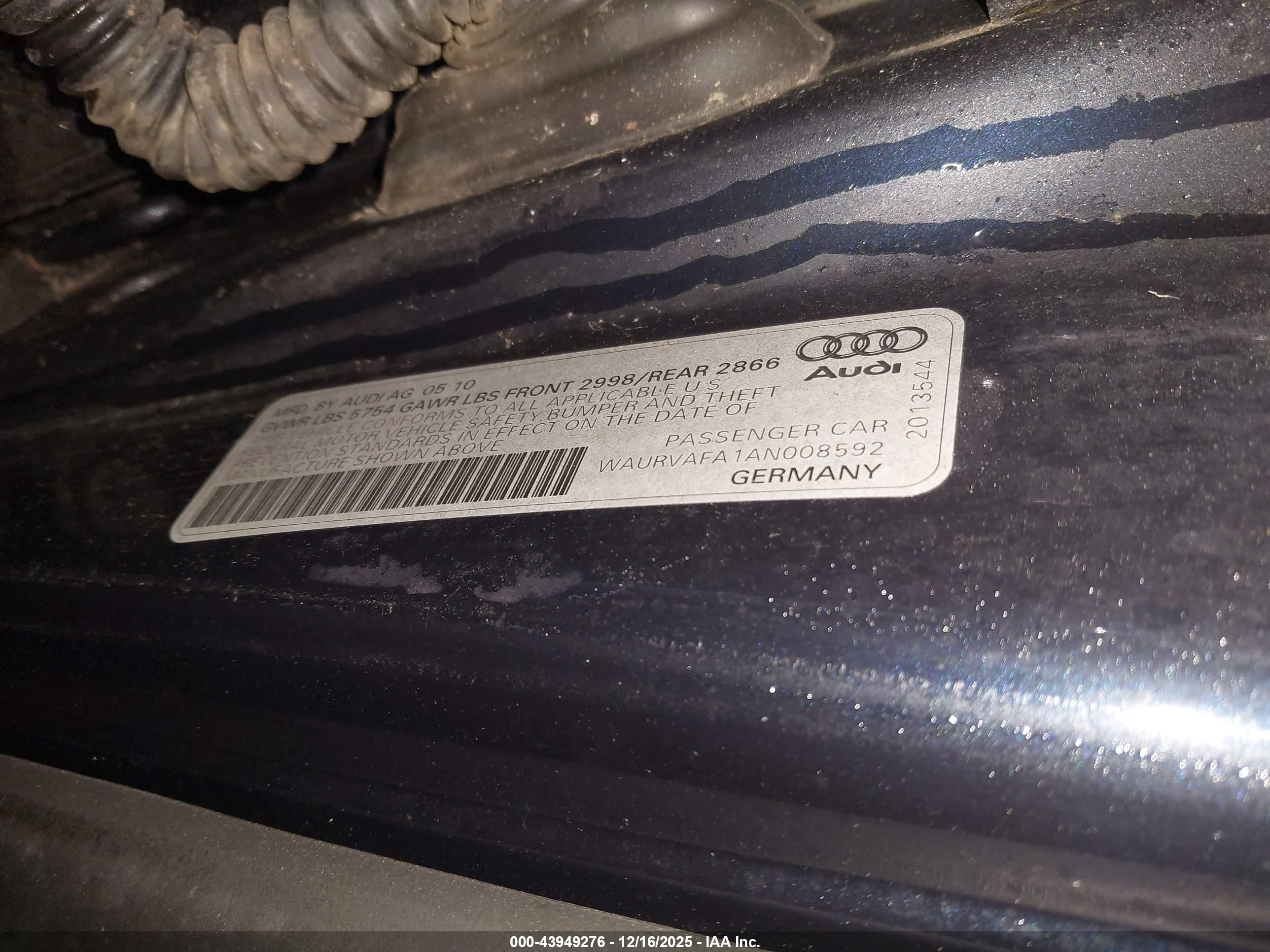 AUDI A8 image 9