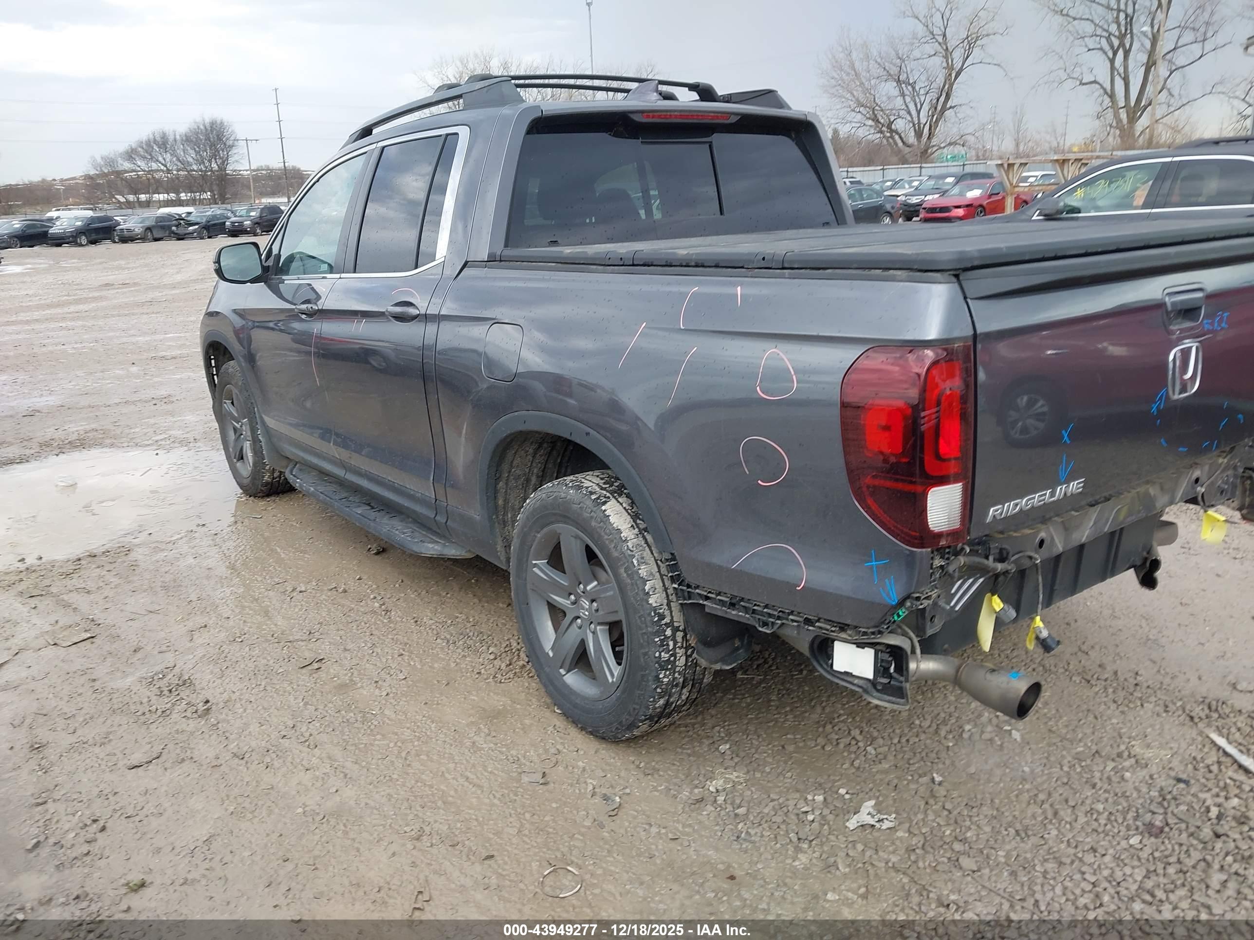 HONDA RIDGELINE image 3