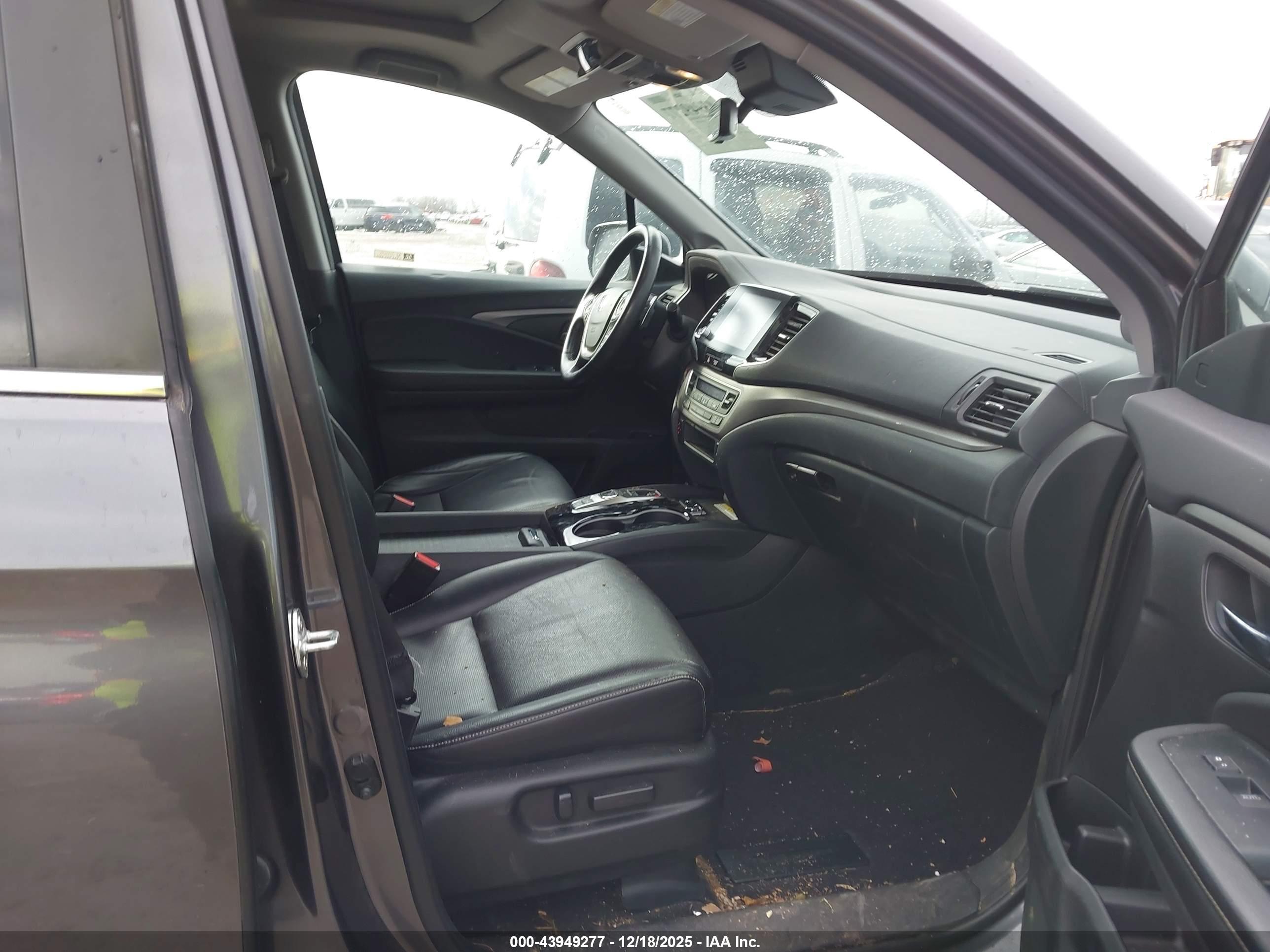 HONDA RIDGELINE image 5
