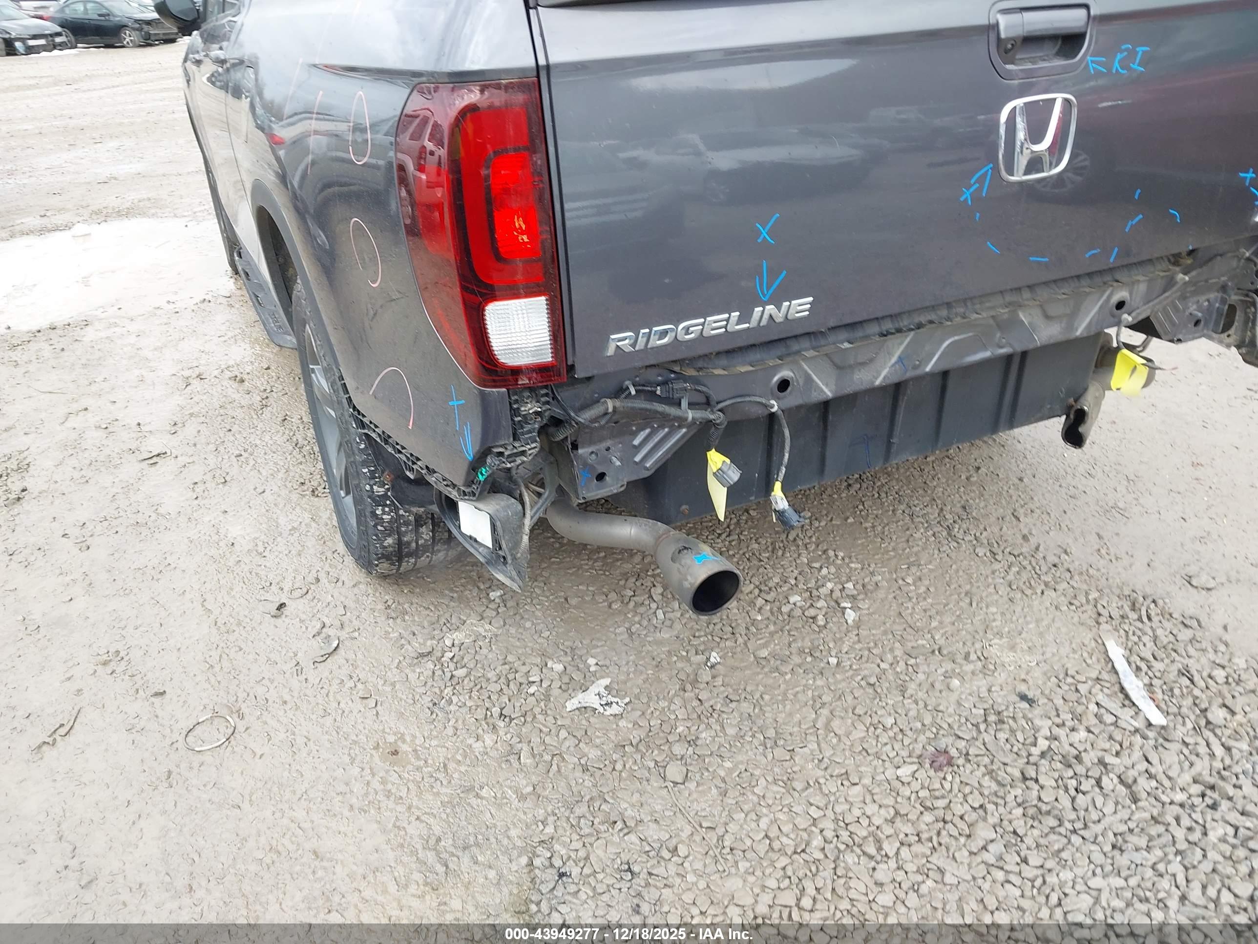 HONDA RIDGELINE image 6