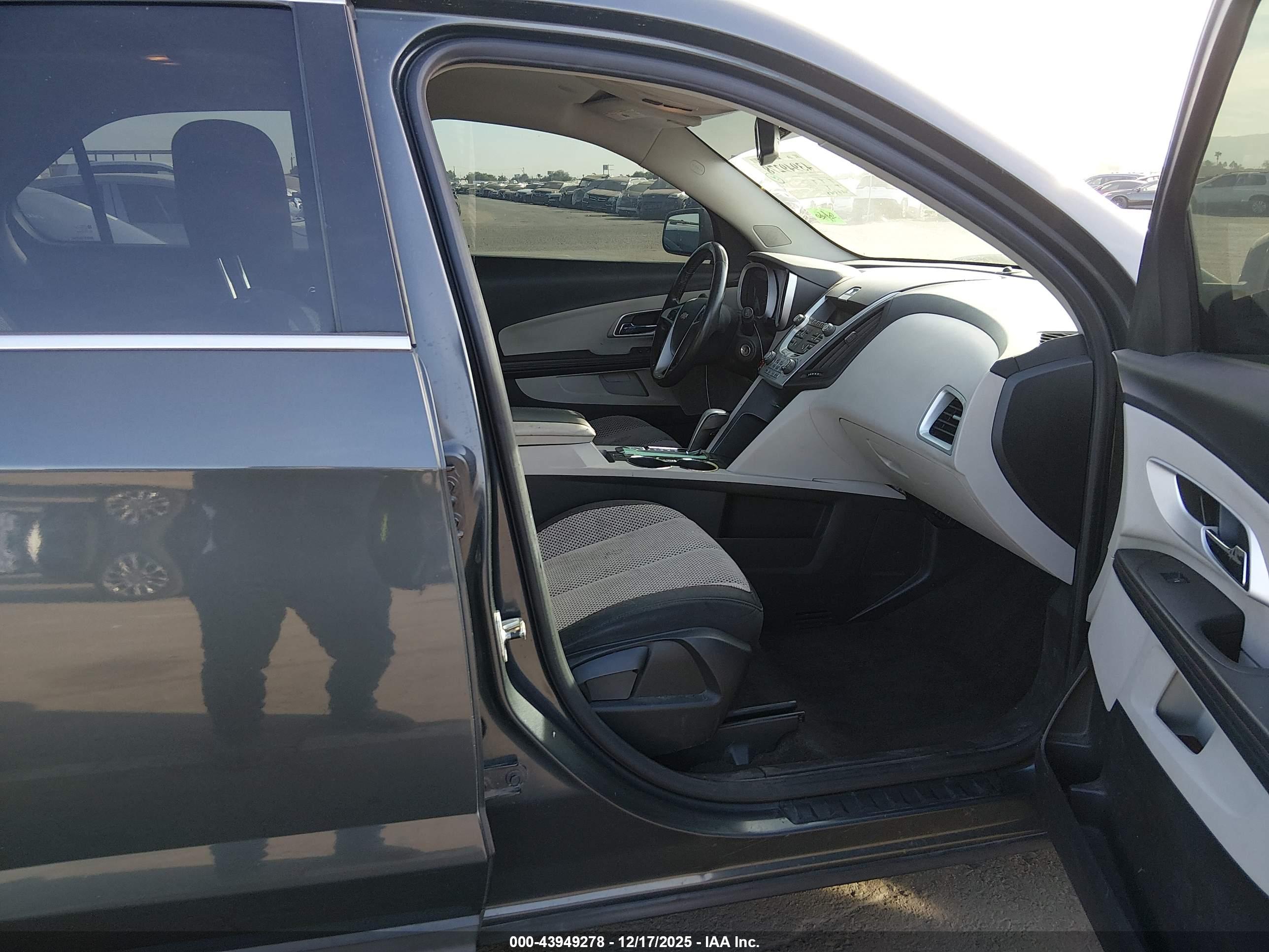 CHEVROLET EQUINOX image 5
