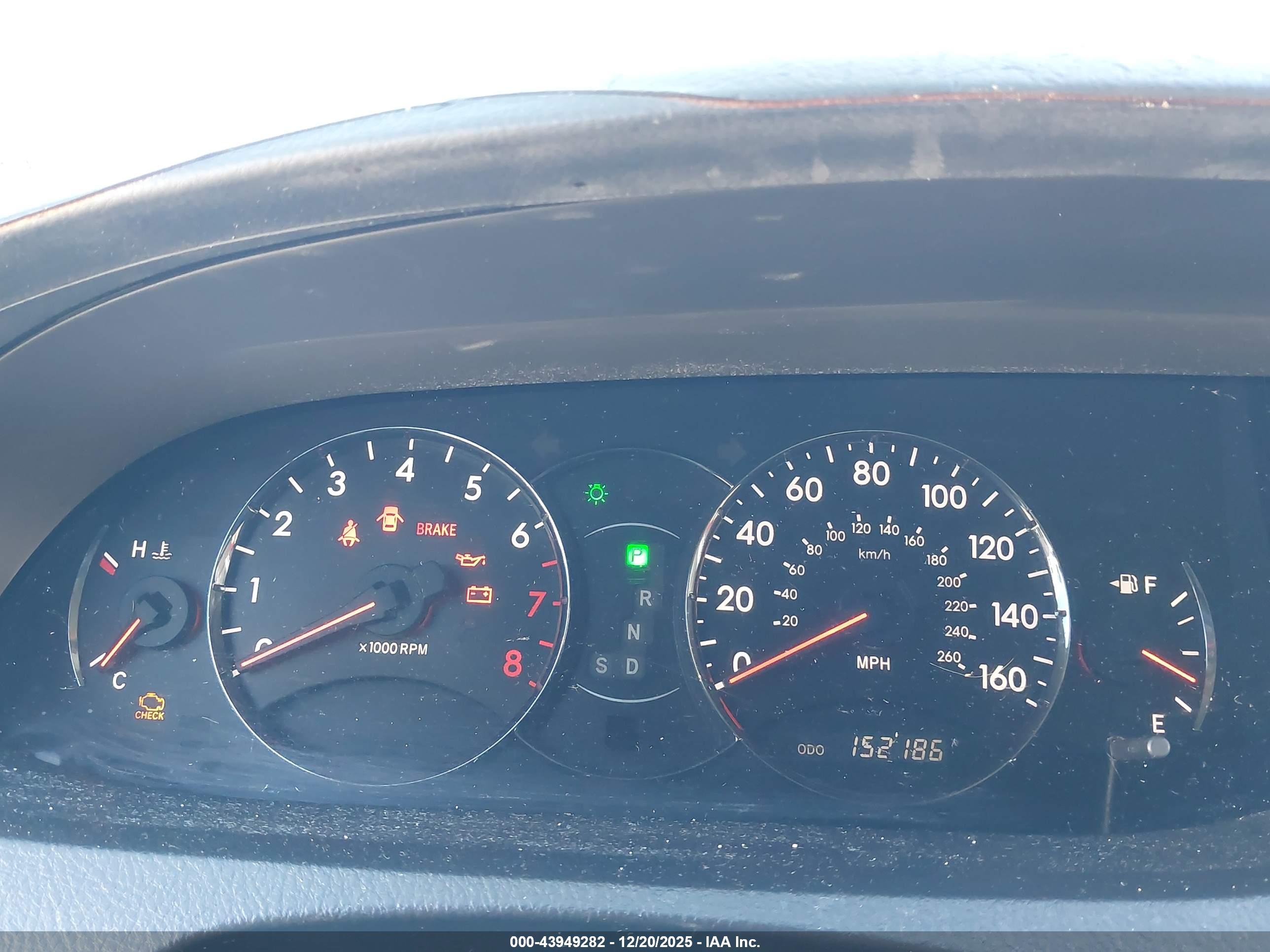 TOYOTA AVALON image 7