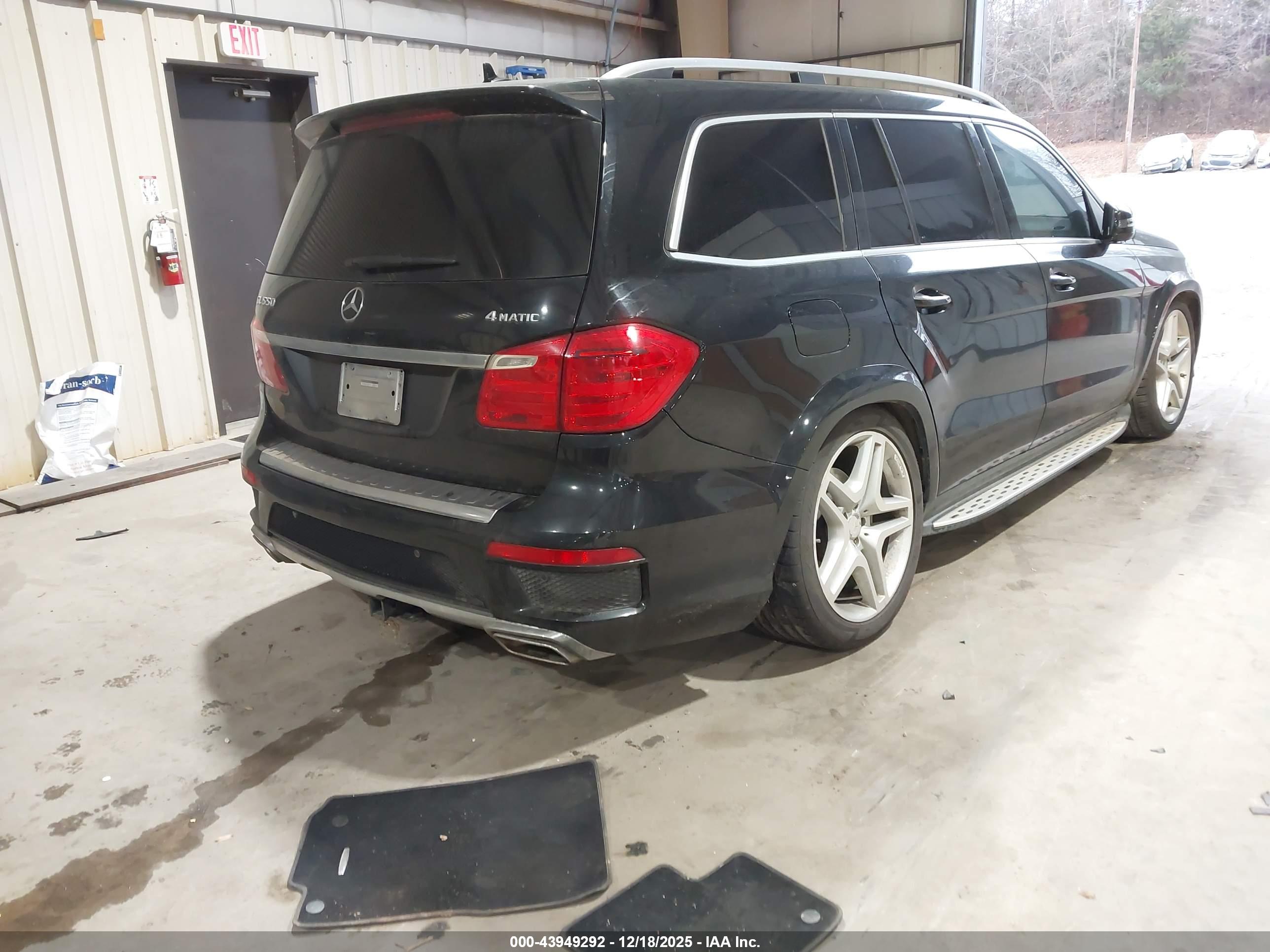 MERCEDES-BENZ GL image 4