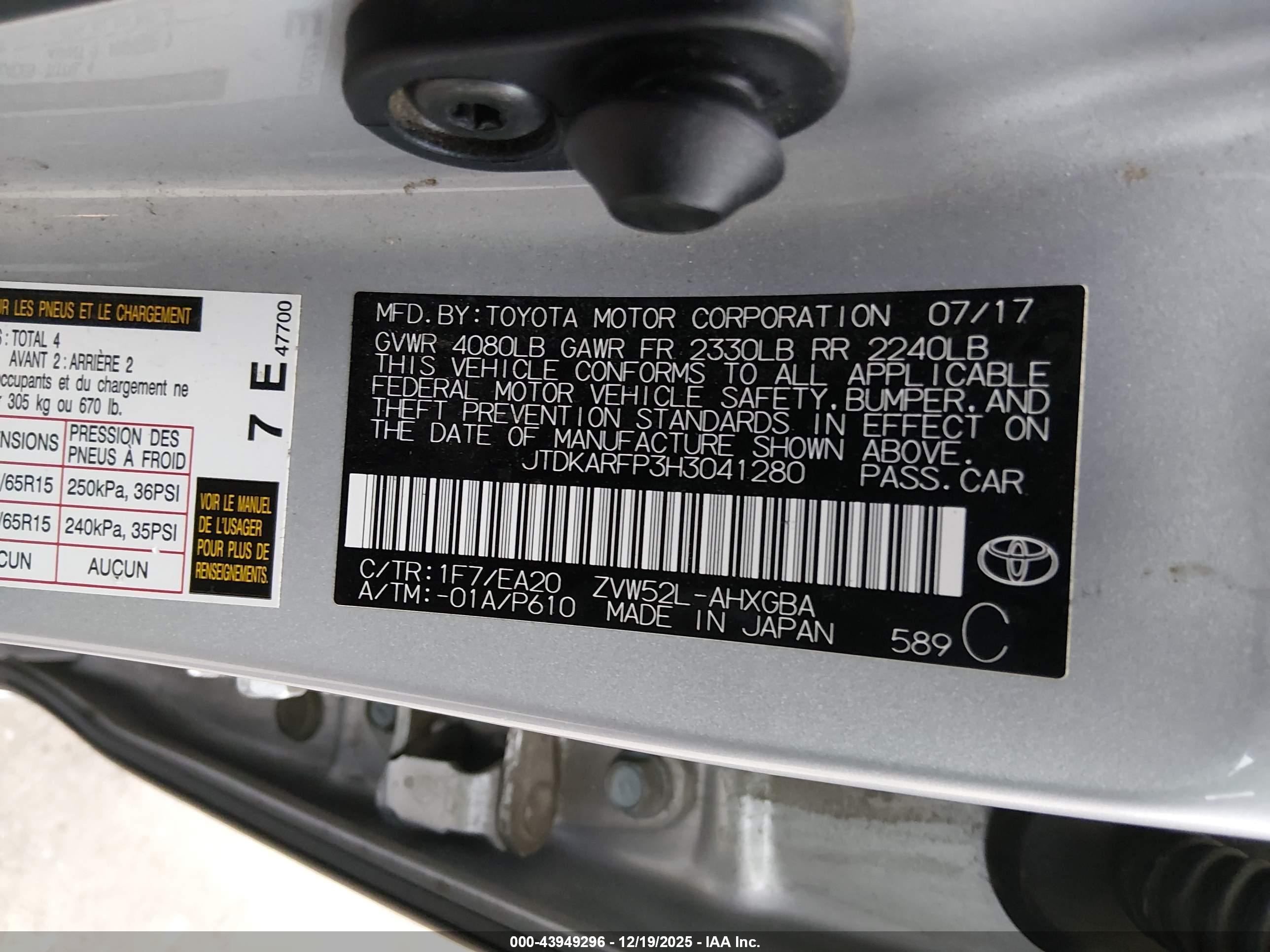 TOYOTA PRIUS image 9