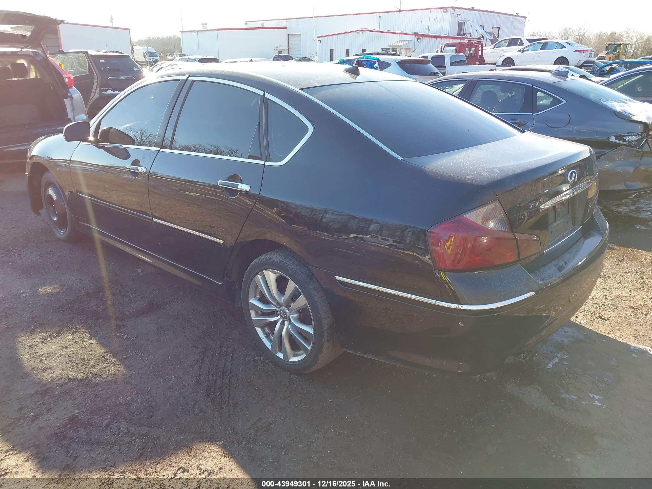 INFINITI M35X image 3